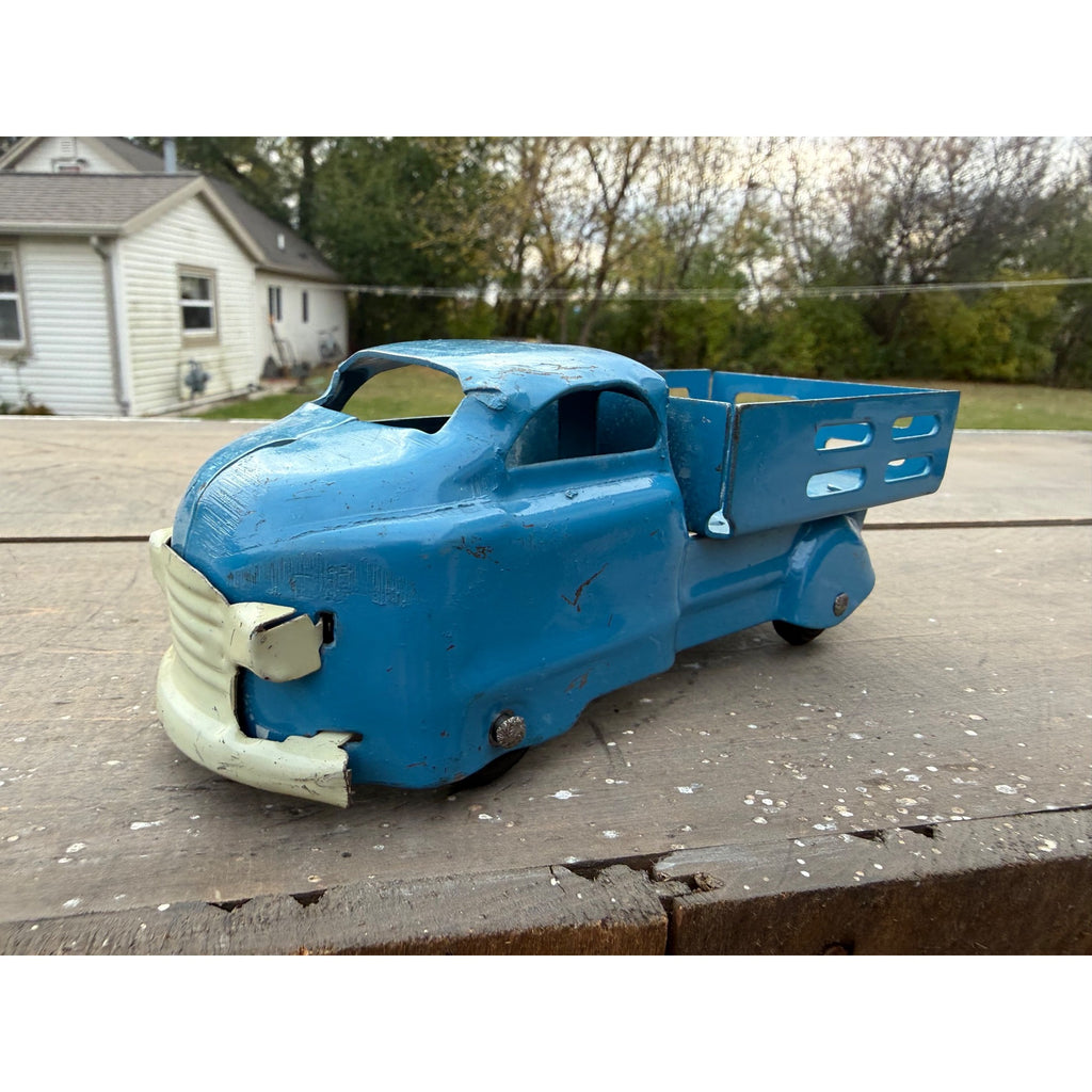 Vintage Marx Wyandotte Stake Bed Farm Truck 6" Pressed Steel Toy