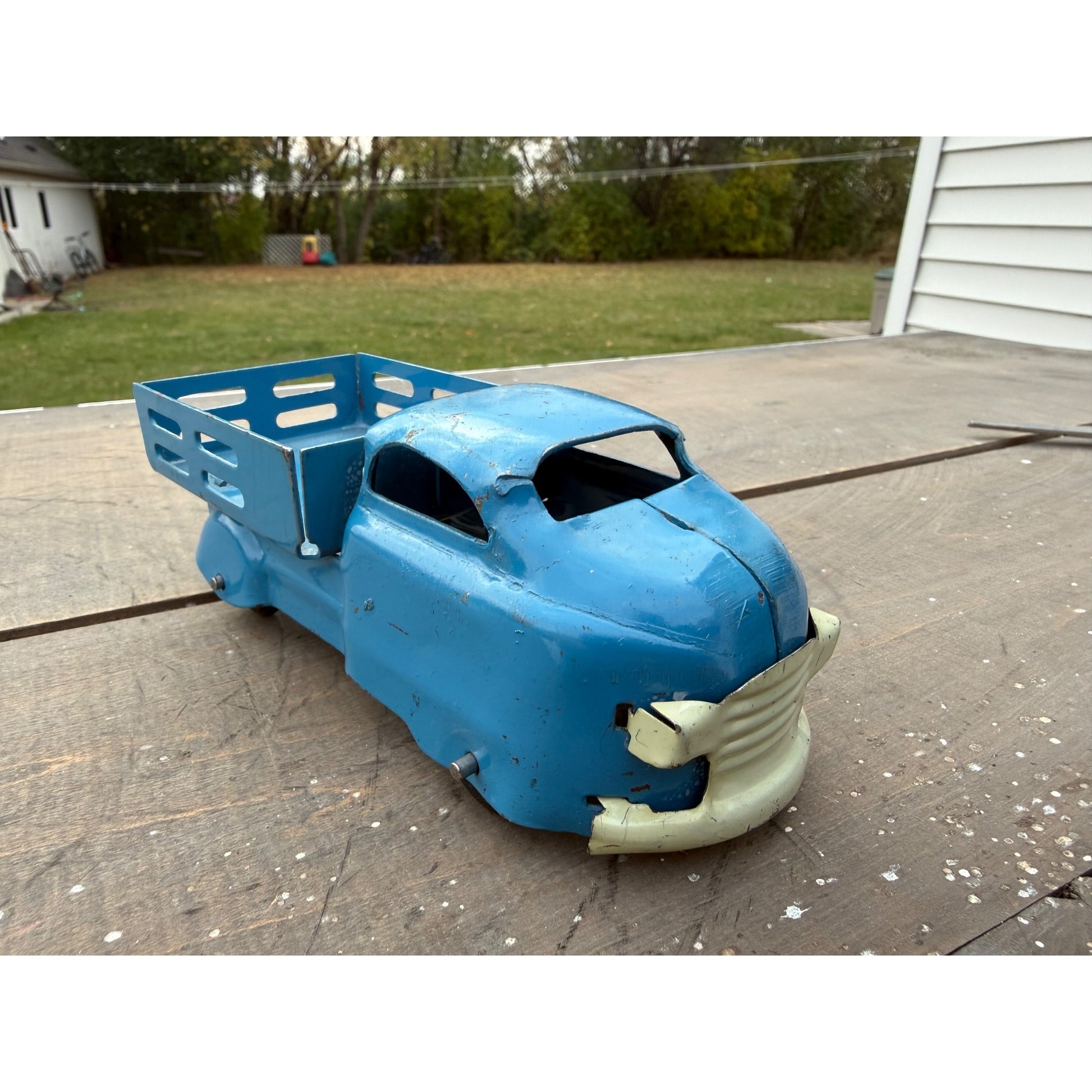 Vintage Marx Wyandotte Stake Bed Farm Truck 6" Pressed Steel Toy