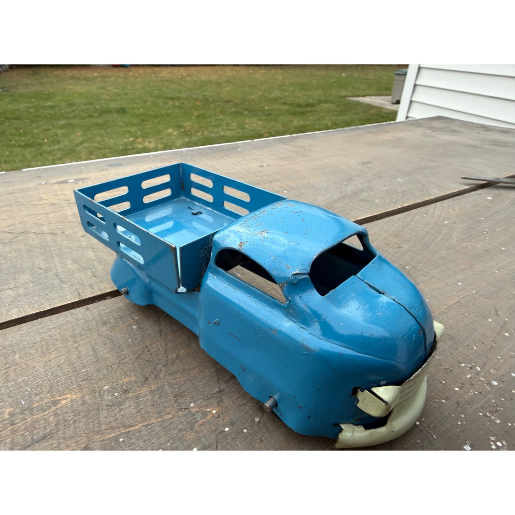 Vintage Marx Wyandotte Stake Bed Farm Truck 6" Pressed Steel Toy