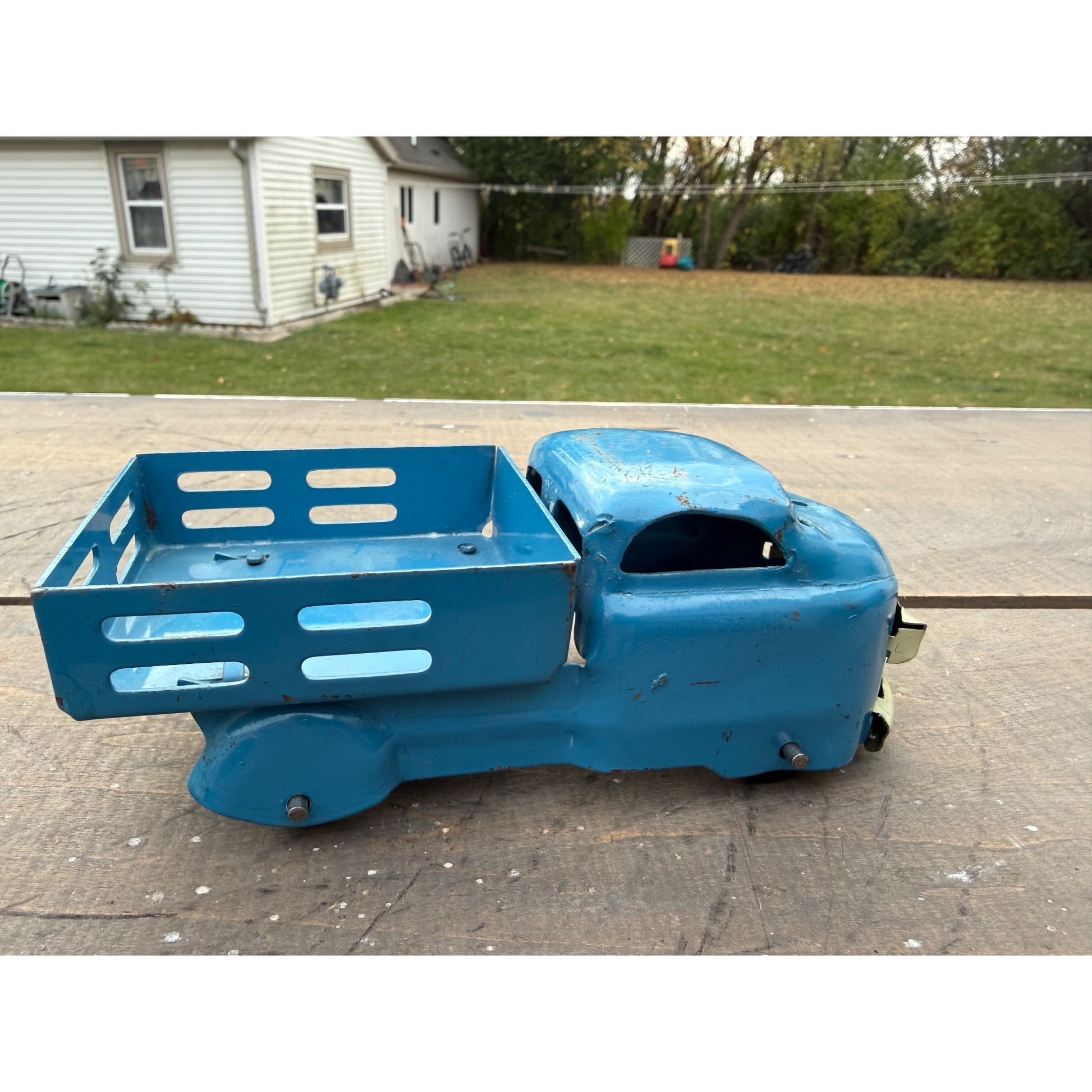 Vintage Marx Wyandotte Stake Bed Farm Truck 6" Pressed Steel Toy