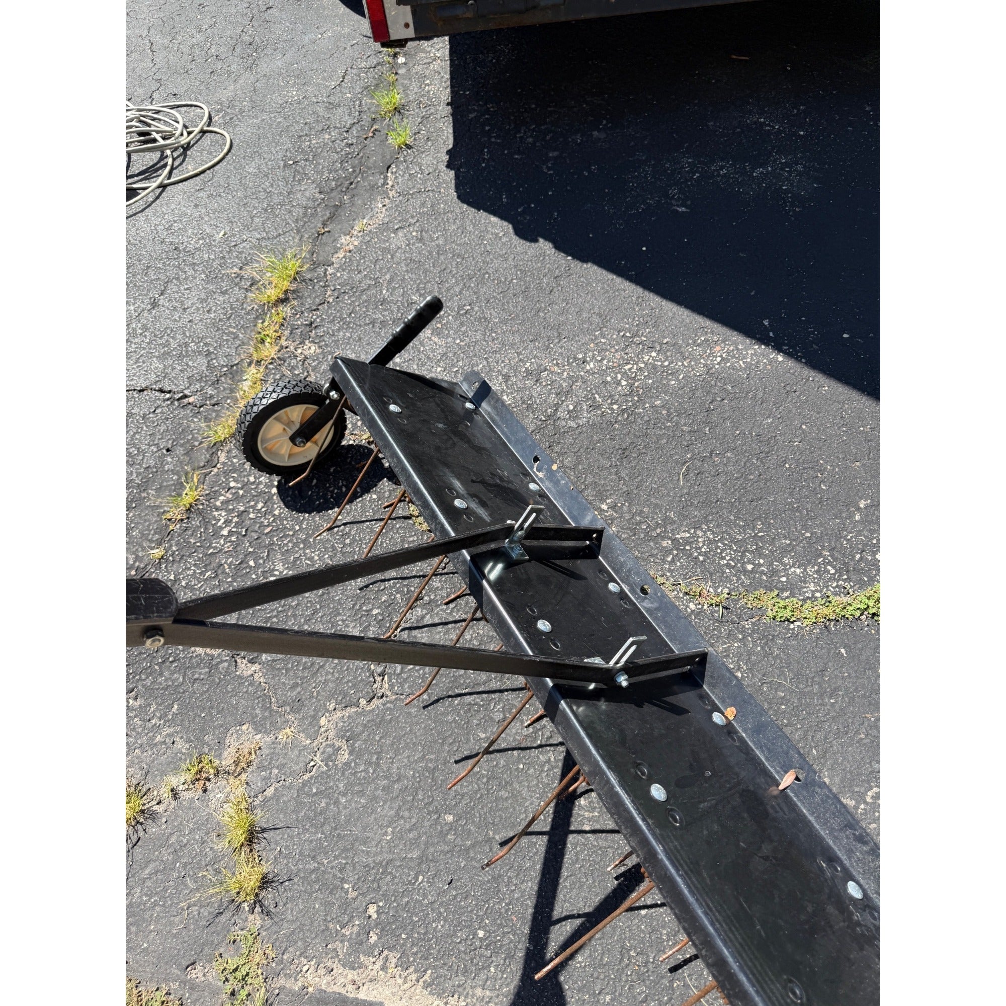 Estate Liquidation Special - Lawn Thatcher