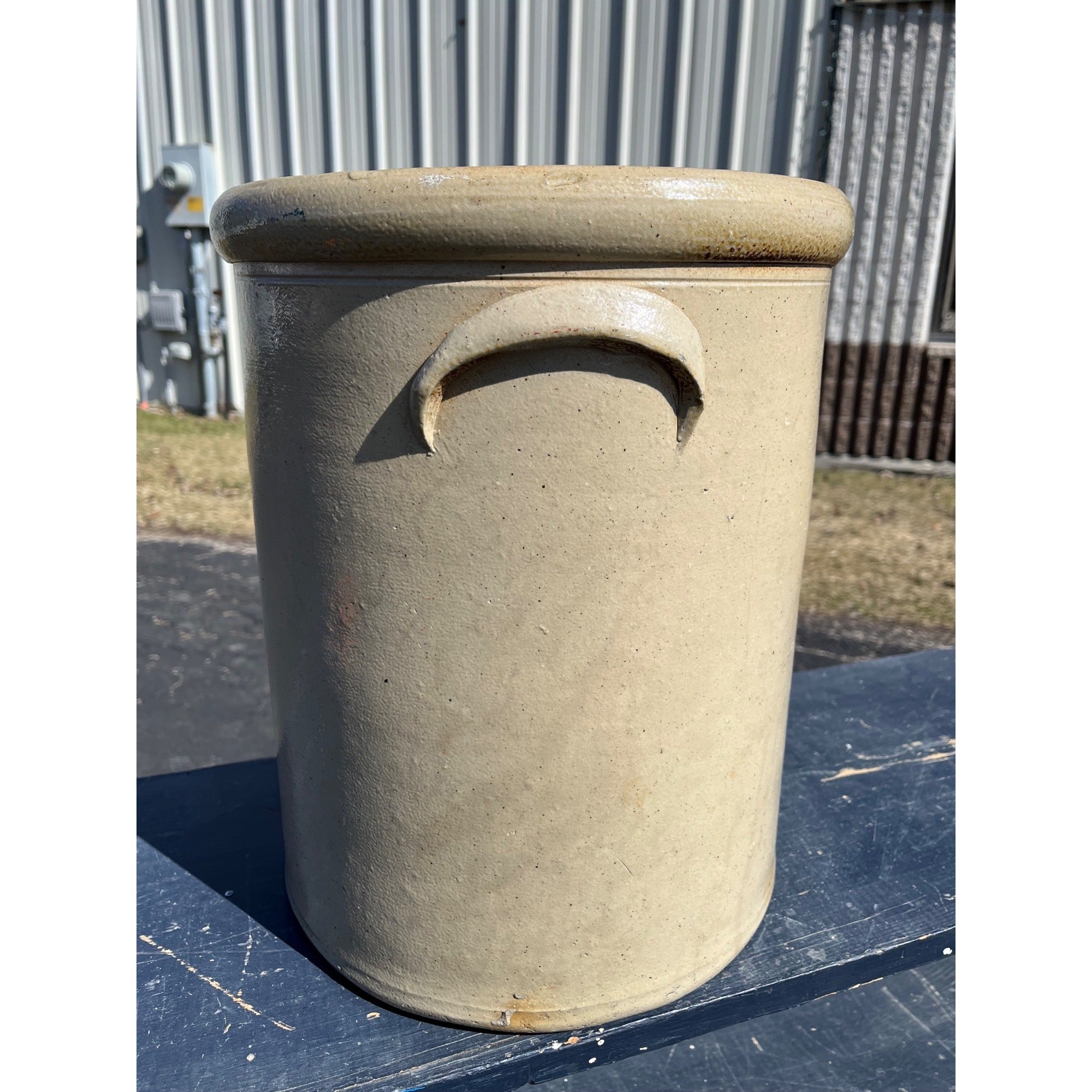 Antique Primitive Red Wing Salt Glaze 6 Gallon Bee Sting Stoneware Crock 1880s