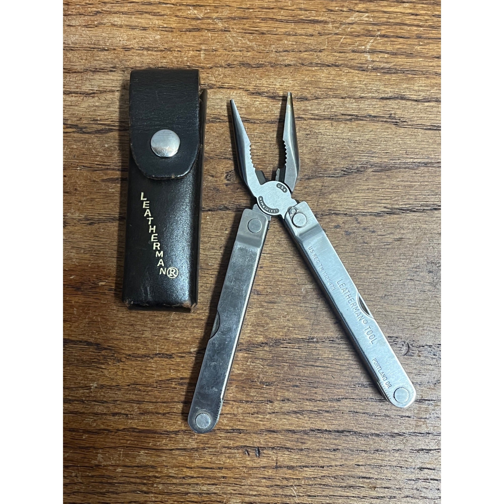 Vintage Leatherman Multi-Tool w/Orig. Sheath Survival Tool TM 1325473 Flawless