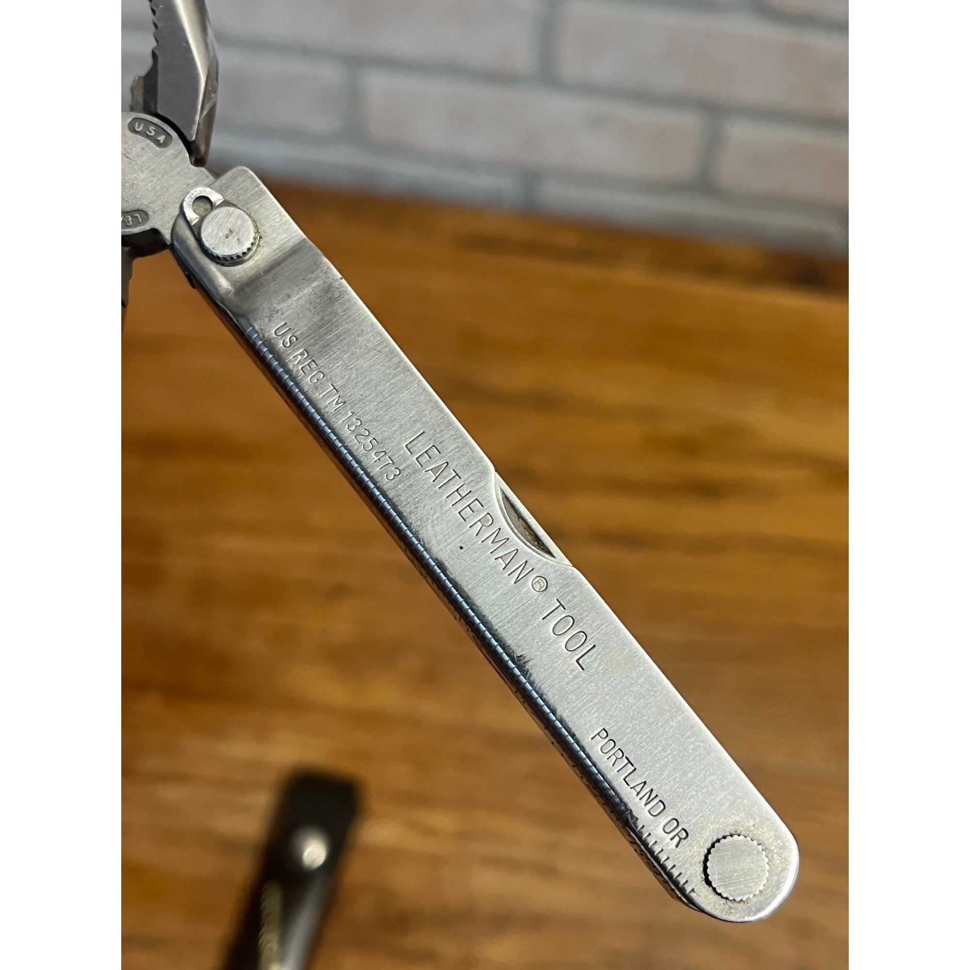 Vintage Leatherman Multi-Tool w/Orig. Sheath Survival Tool TM 1325473 Flawless