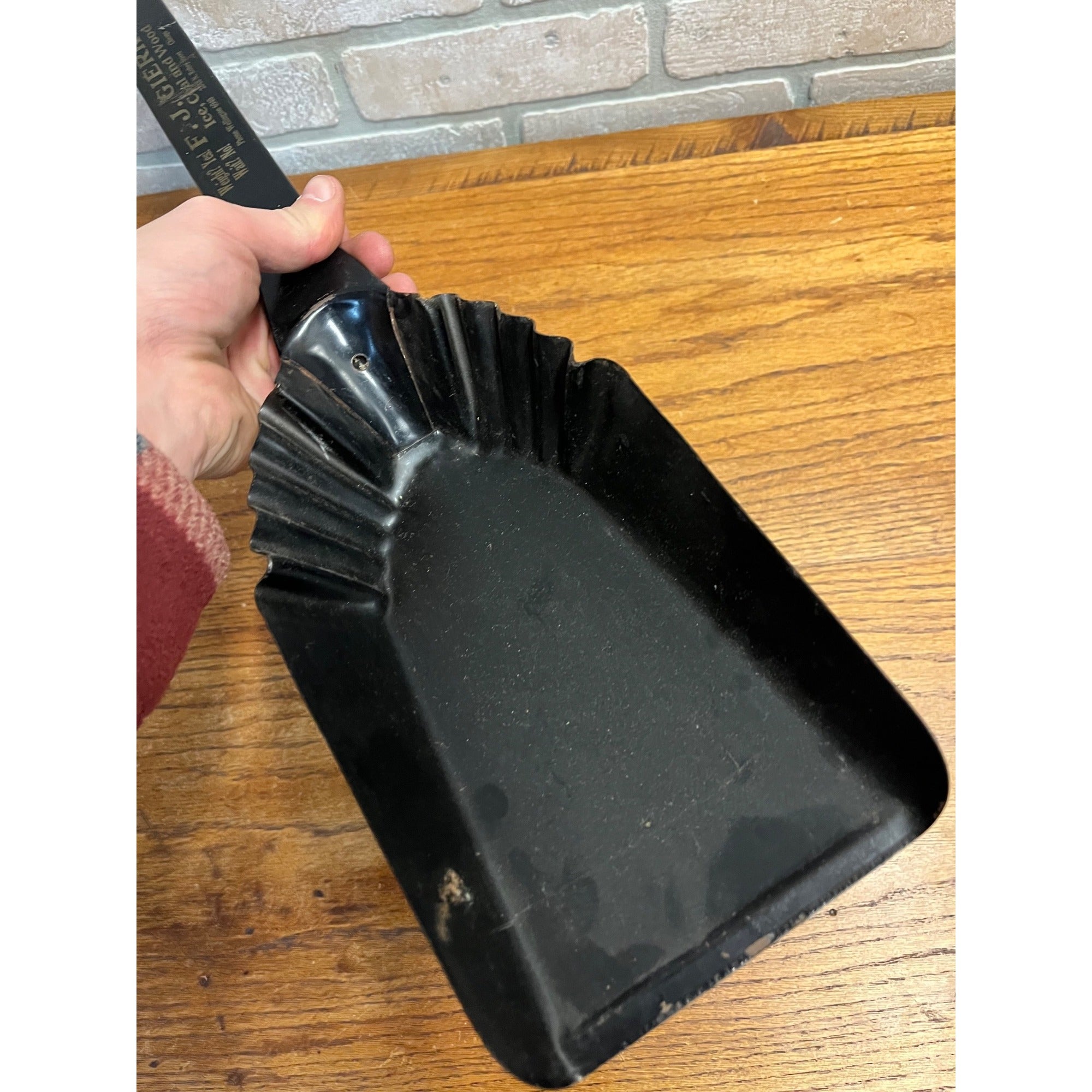 Vintage 1900s Advertising Coal Scuttle Ash Shovel F.J. Gierke Chicago Wood Ice