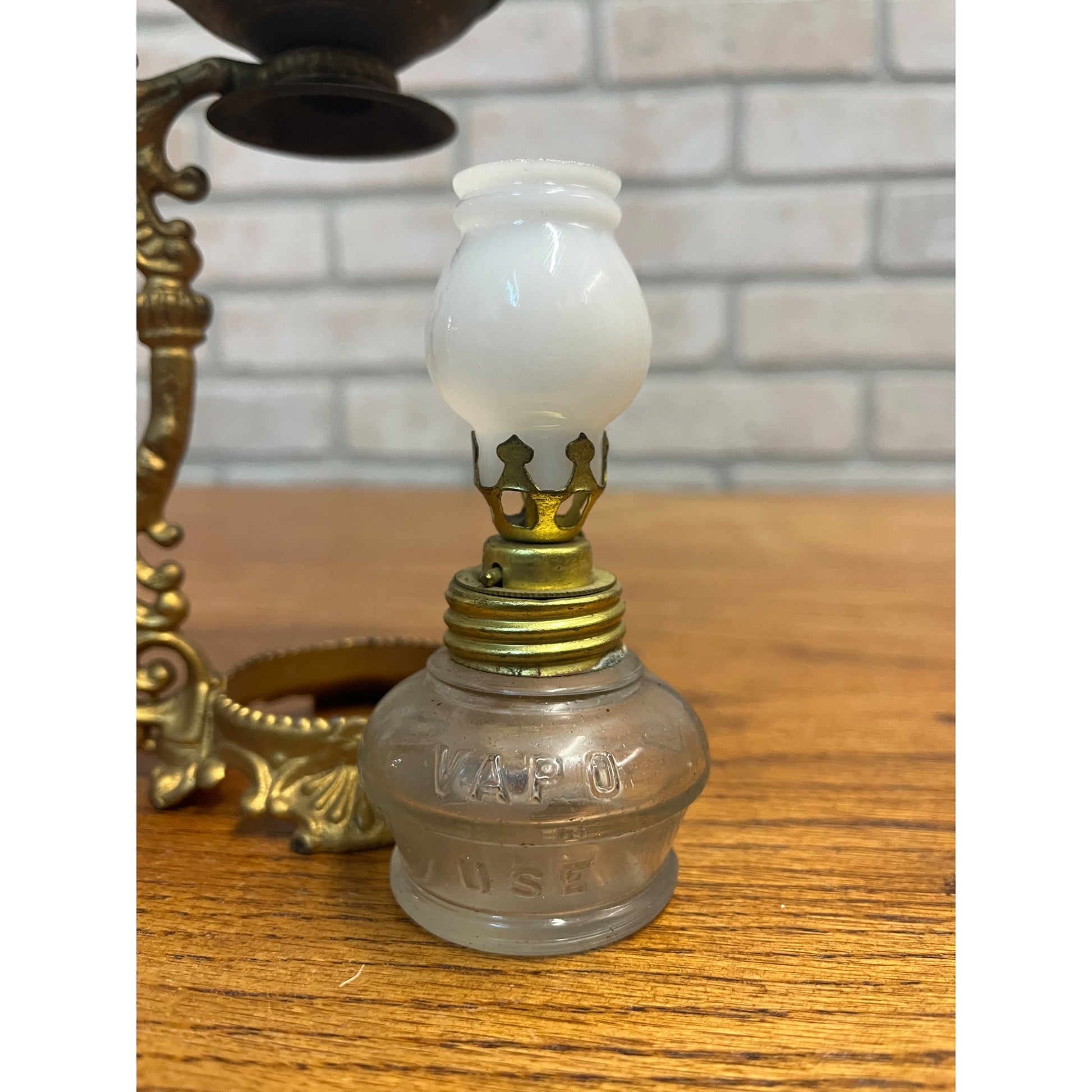 Vtg ANTIQUE 1800'S BRASS VAPO CRESOLENE VAPORIZER MEDICAL OIL LAMP