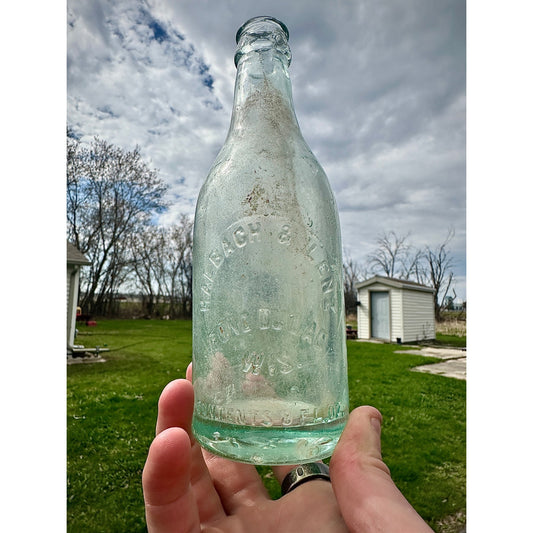 SCARCE Halbach & Lenz Fond du Lac Wisconsin Soda Bottle 8oz