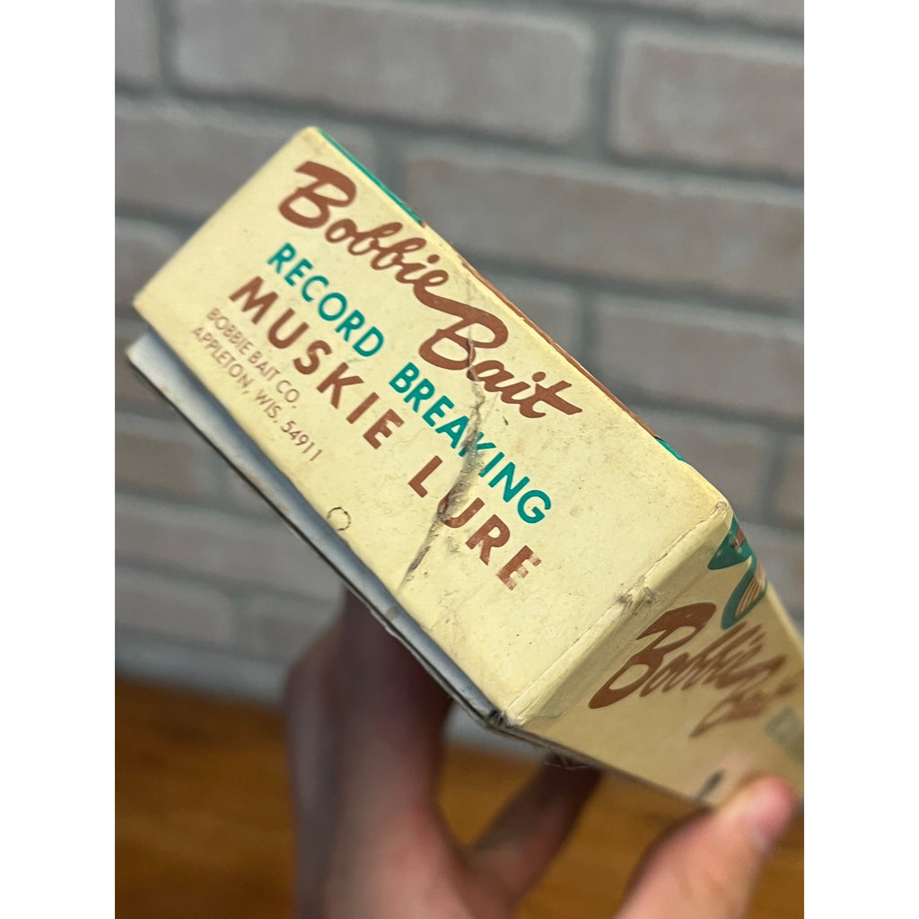 Vintage Bobbie Bait 9" Musky Fishing Lure Appleton Wisconsin w/ Original Box