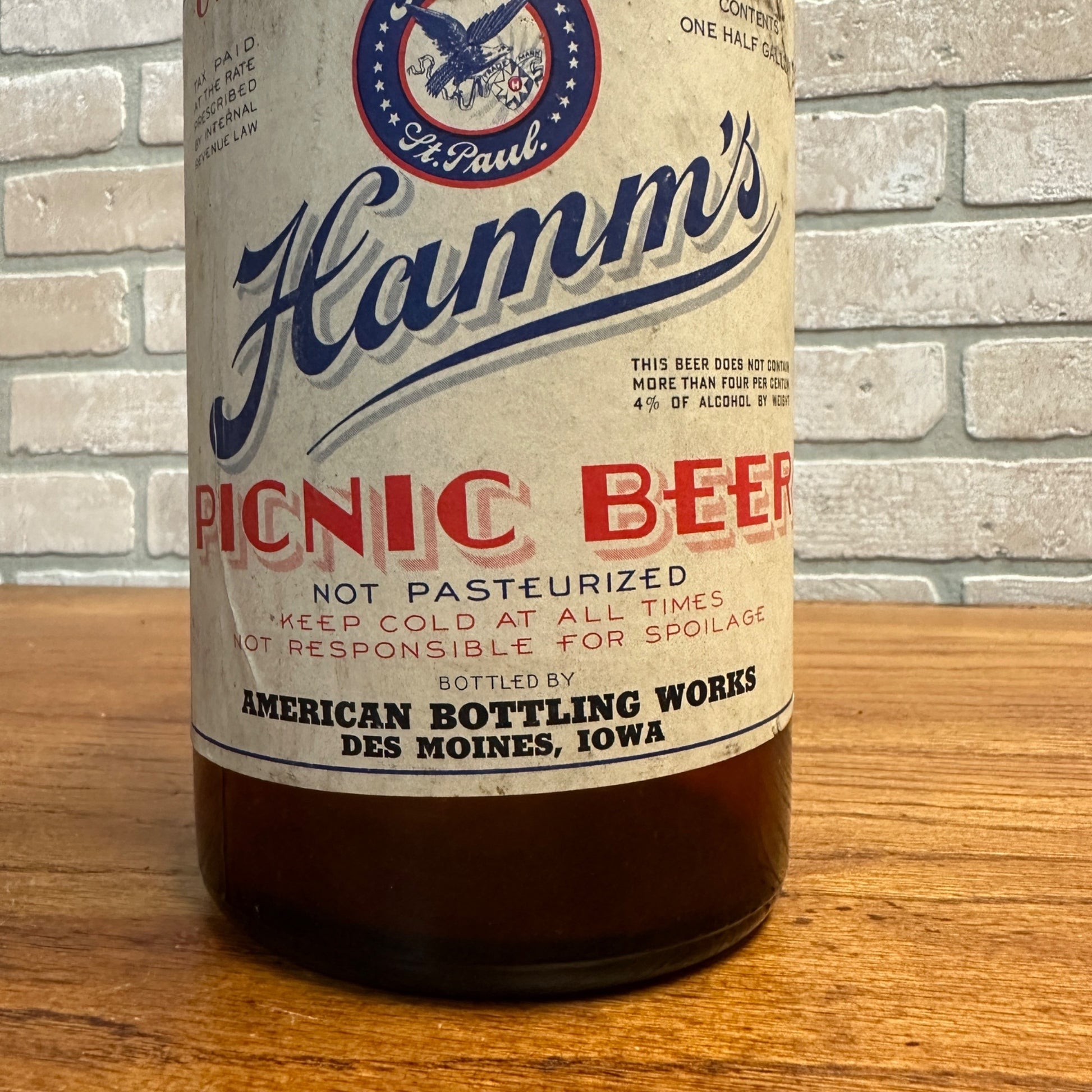 1/2 Gallon IRTP Hamm's Beer Paper Label Picnic Beer Bottle Des Moines Iowa