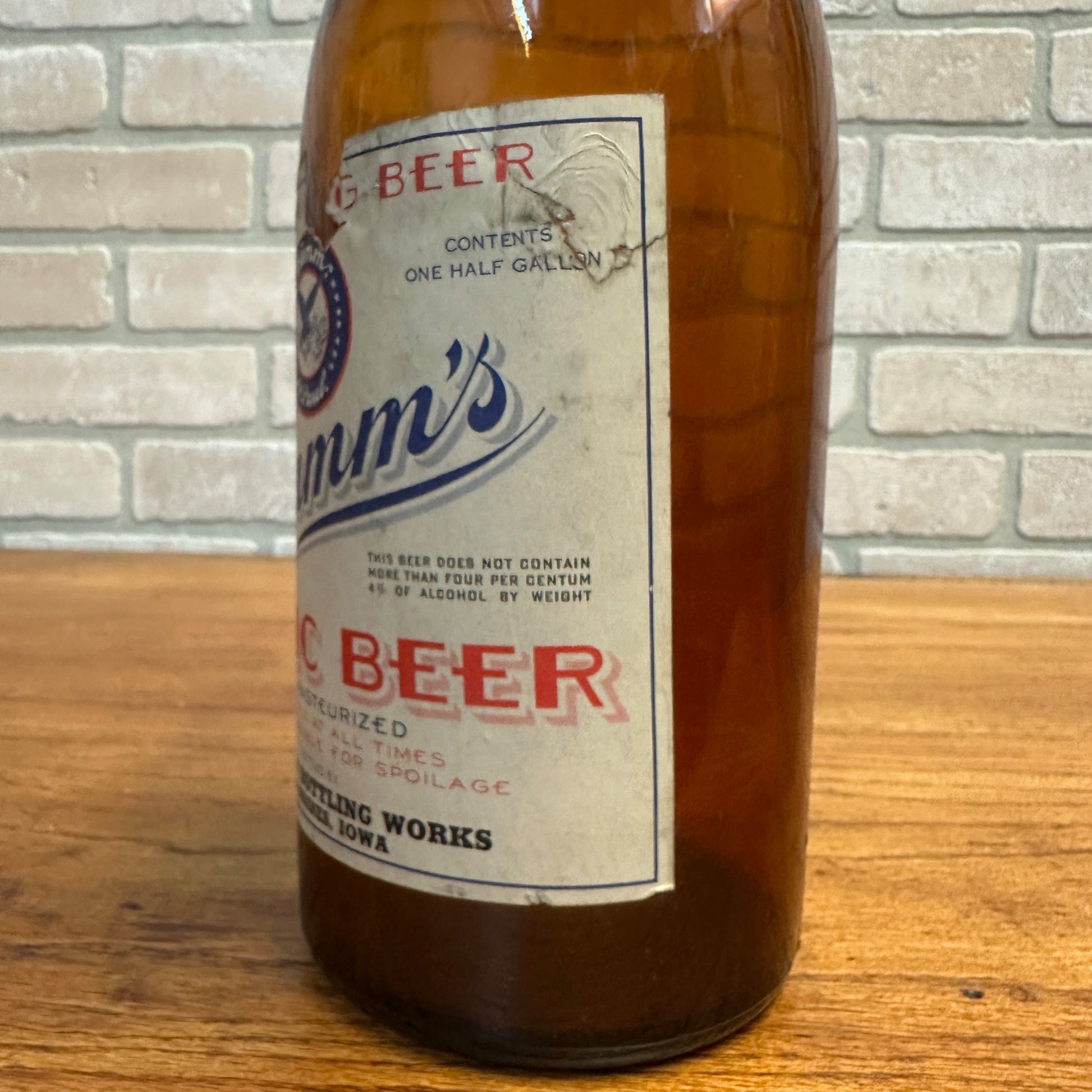 1/2 Gallon IRTP Hamm's Beer Paper Label Picnic Beer Bottle Des Moines Iowa