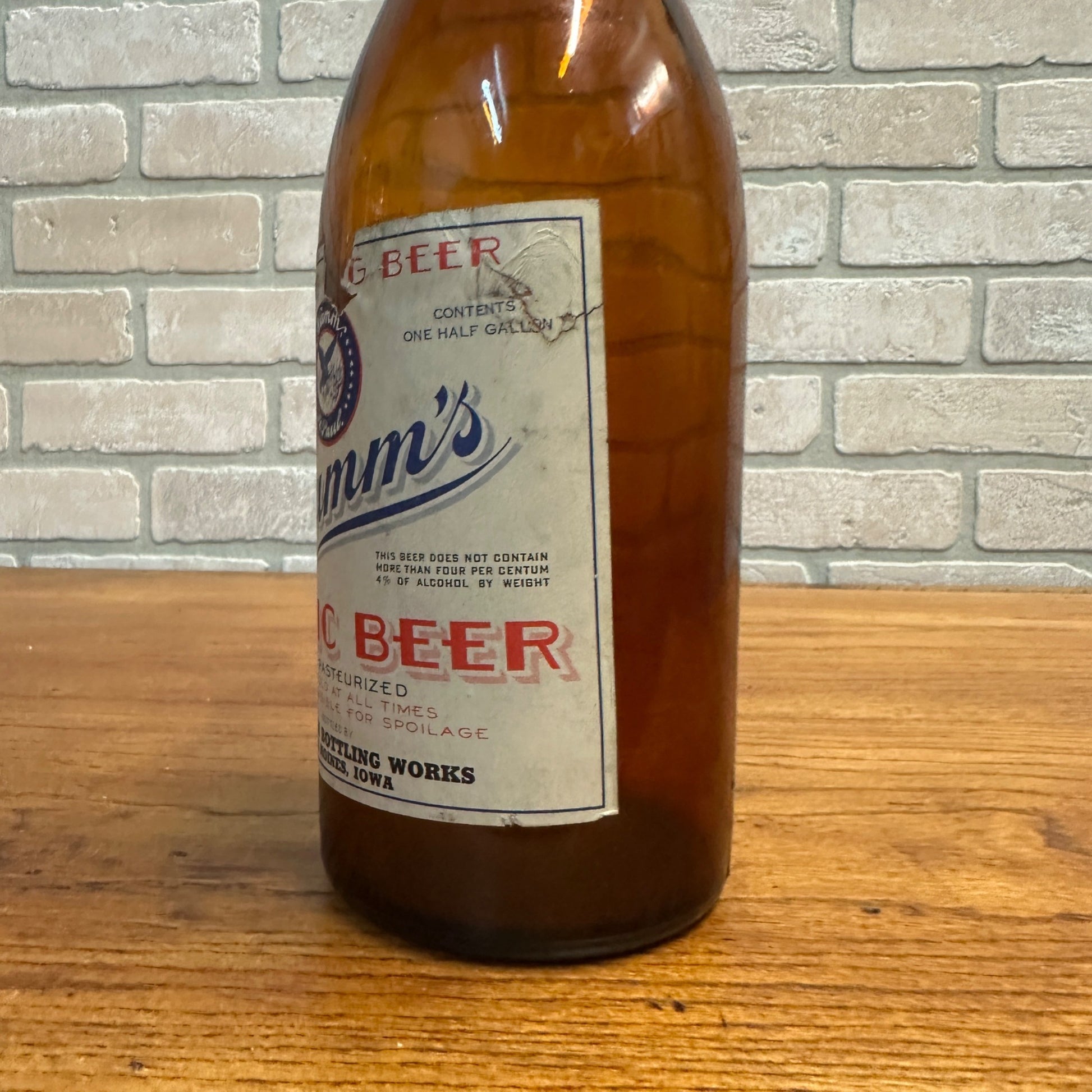 1/2 Gallon IRTP Hamm's Beer Paper Label Picnic Beer Bottle Des Moines Iowa