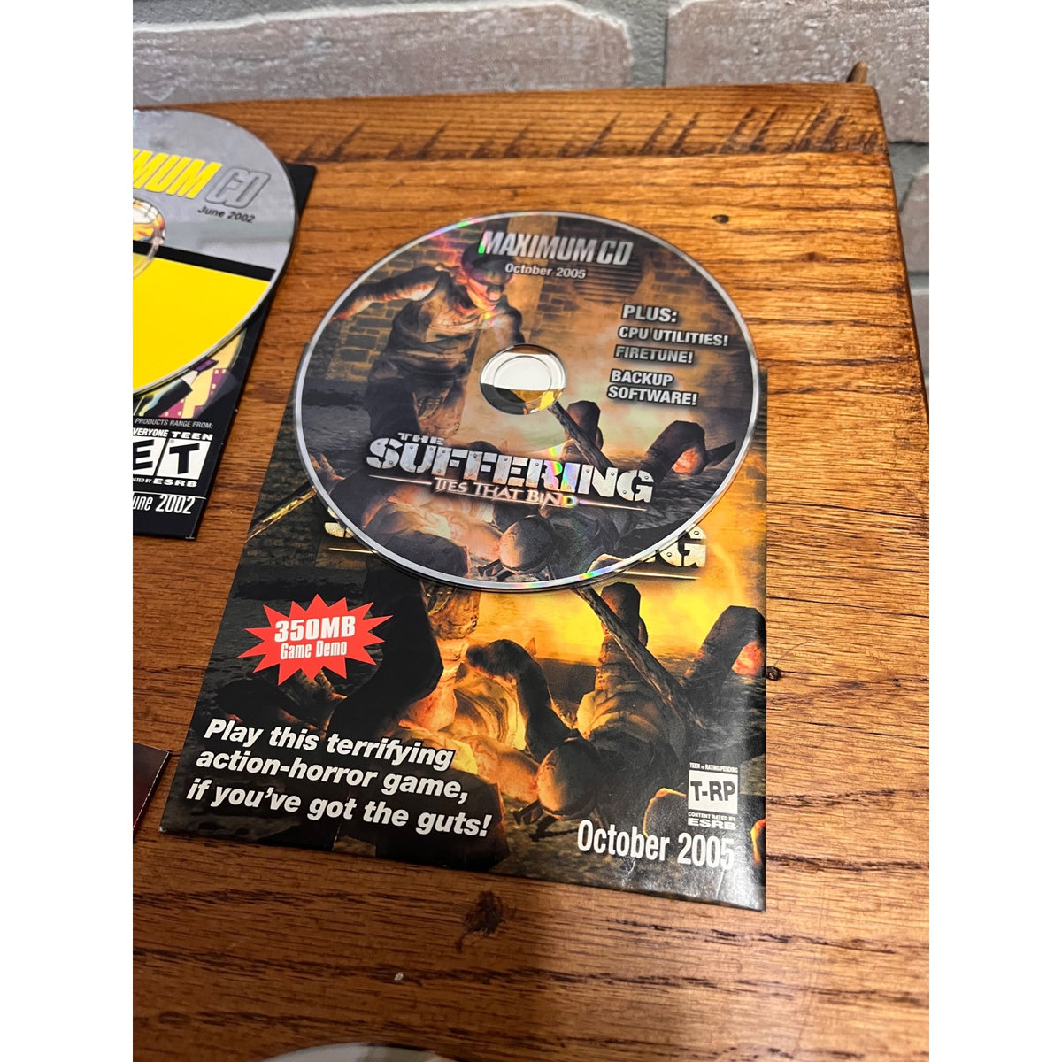 Lot Vintage Maximum CD PC Game Demo Discs Warcraft II FEAR Star Wars 2002-05