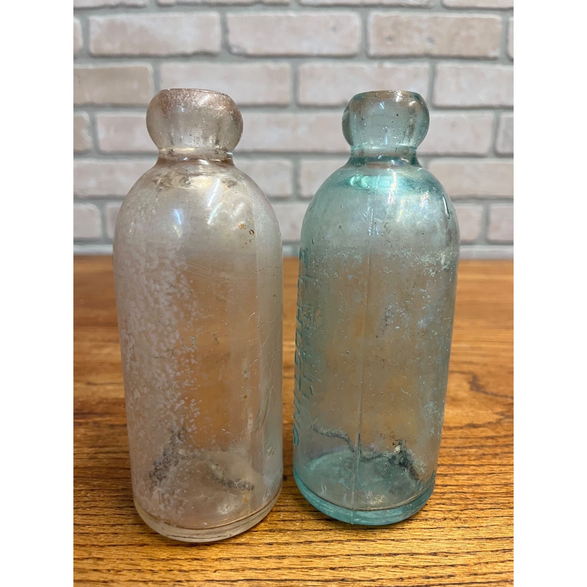 E.L. Husting Milwaukee Wisconsin Blob Top Hutchinson Soda Bottles Blue & Clear