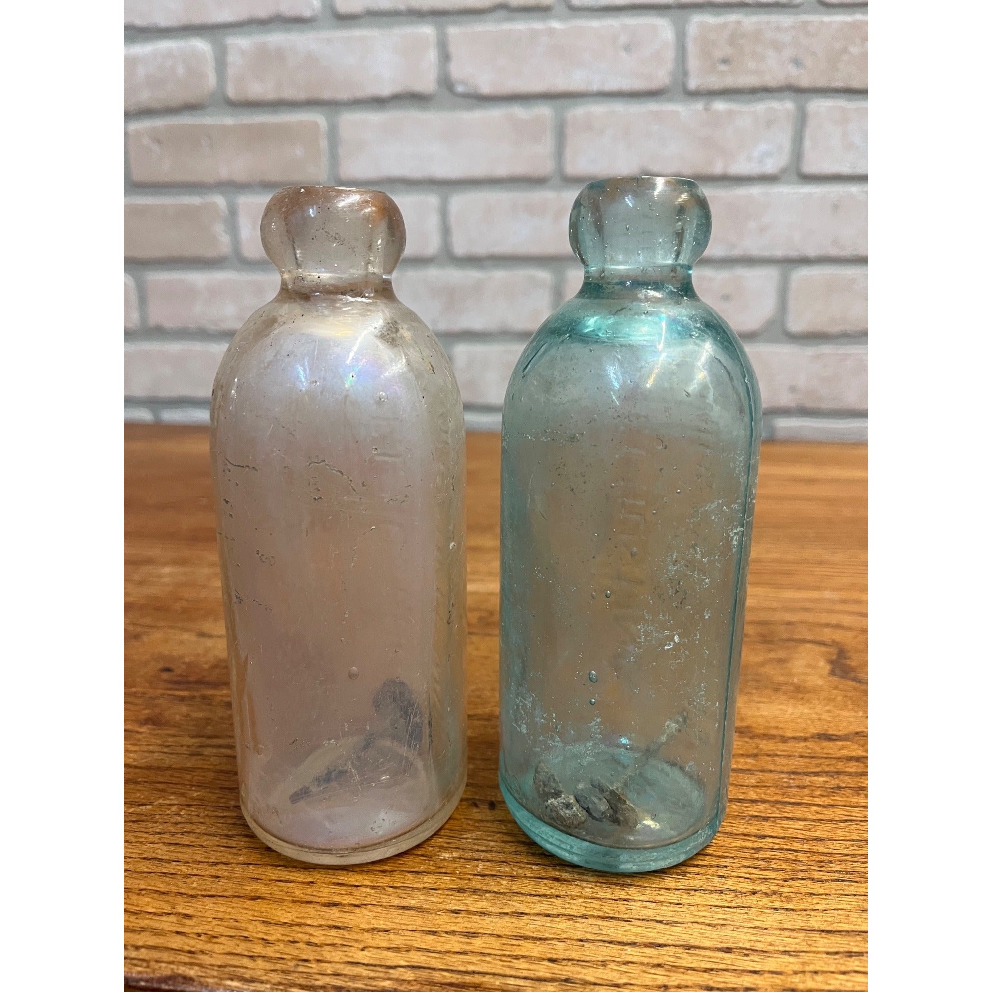 E.L. Husting Milwaukee Wisconsin Blob Top Hutchinson Soda Bottles Blue & Clear