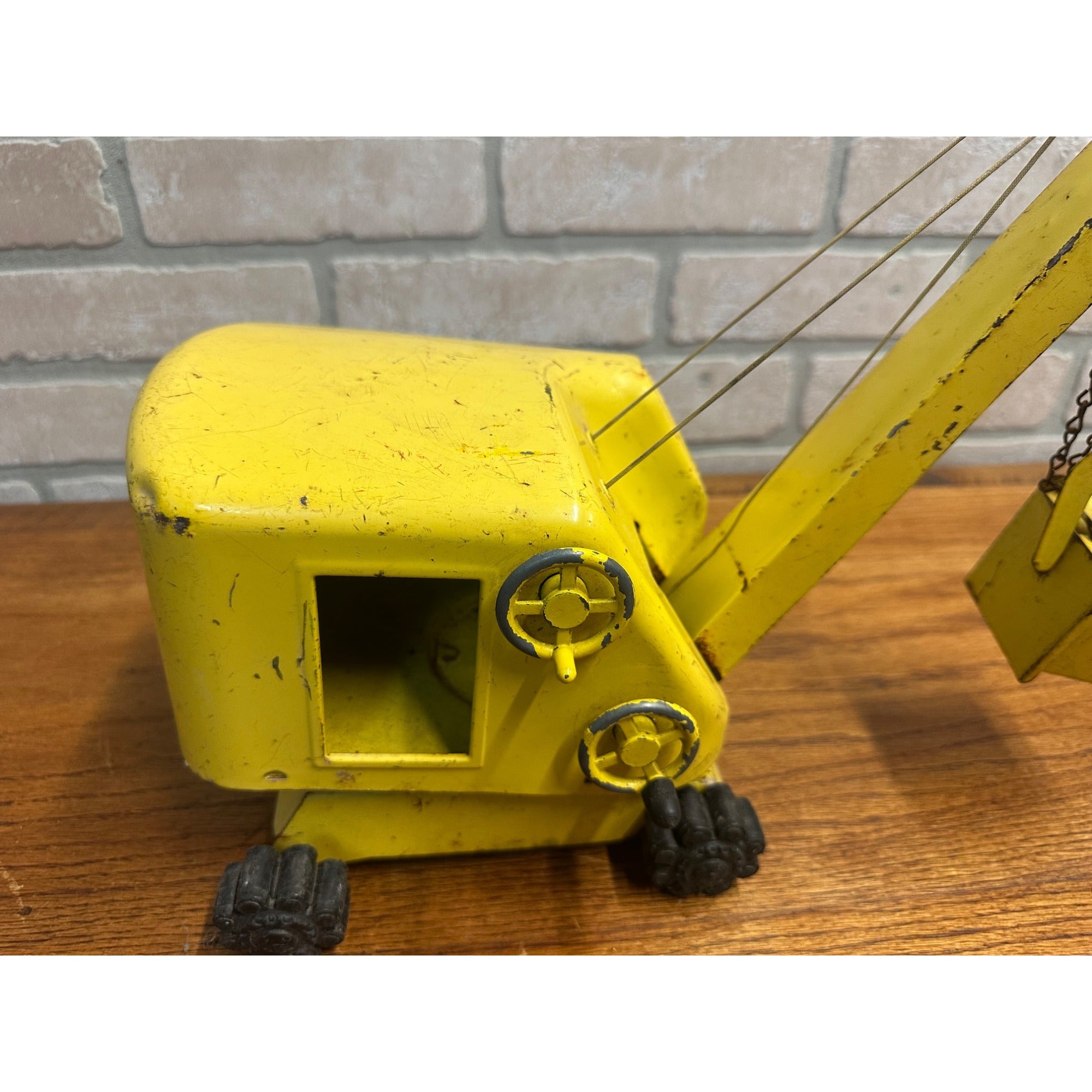 Vintage Structo Construction Co. Pressed Steel Crane Steam Shovel | Yellow
