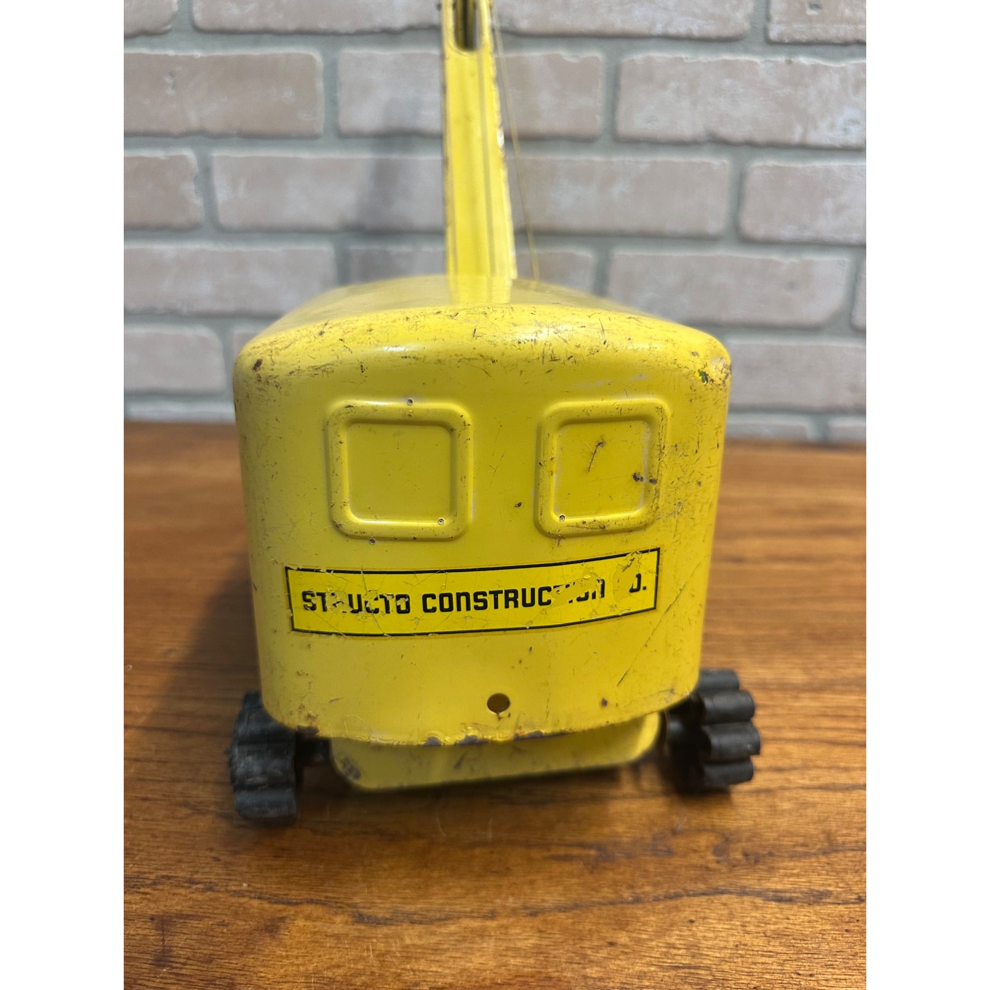 Vintage Structo Construction Co. Pressed Steel Crane Steam Shovel | Yellow