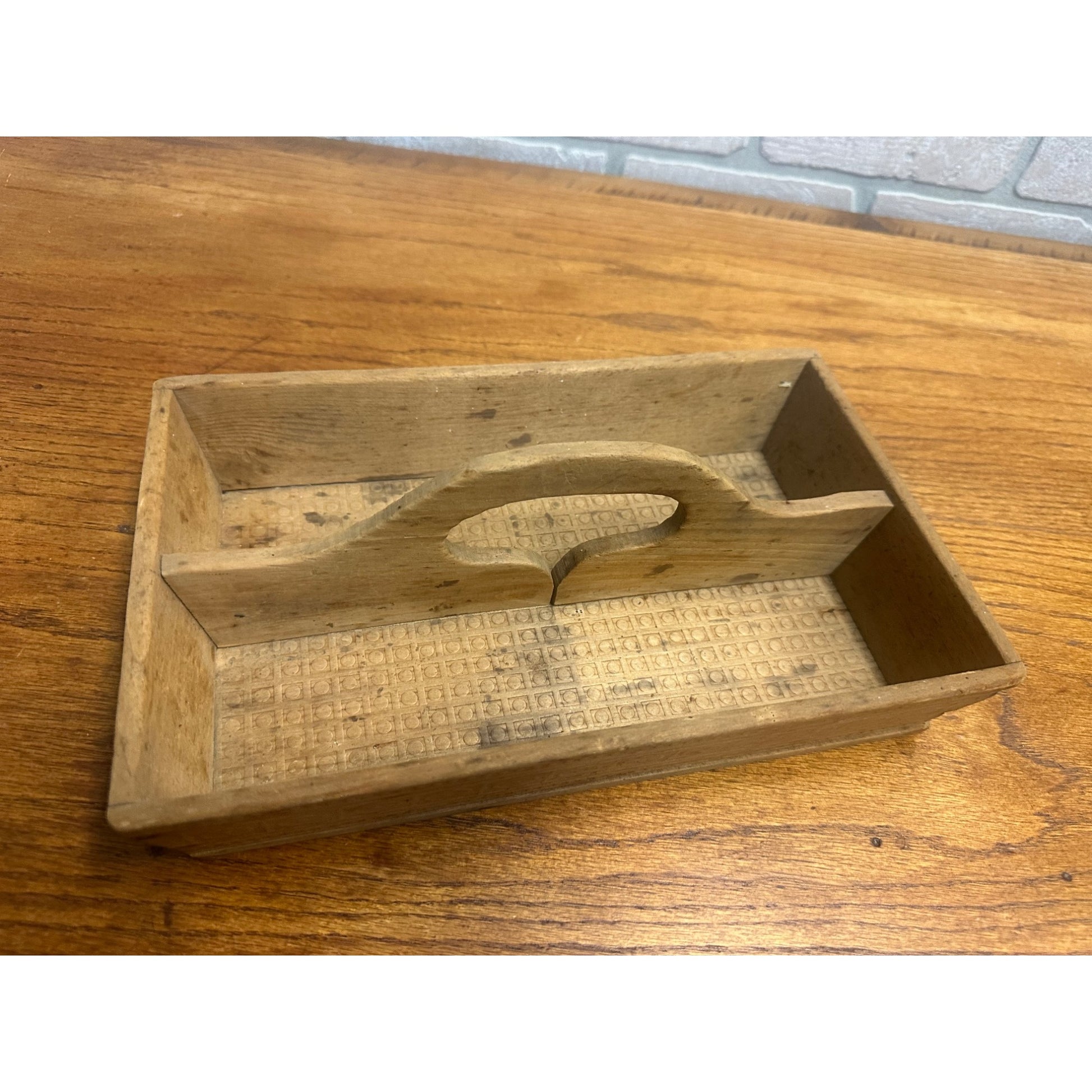 PRIMITIVE WOODEN CUTLERY CARRIER CADDY TOTE FARMHOUSE DECOR Antique
