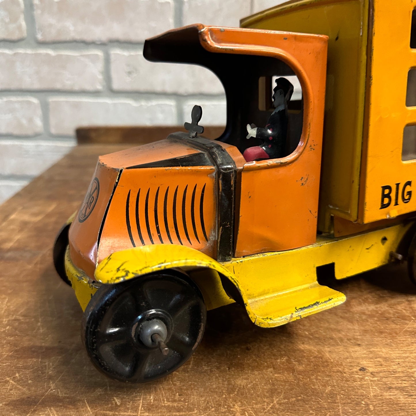 Louis Marx Big Load Van Company Tin Wind Up Toy Truck Orange