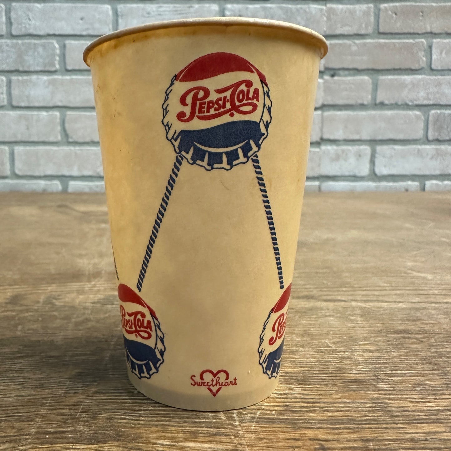 Vintage 10oz Pepsi Cola Single Dot Bouncing Chain Soda Promo Wax Paper Cup