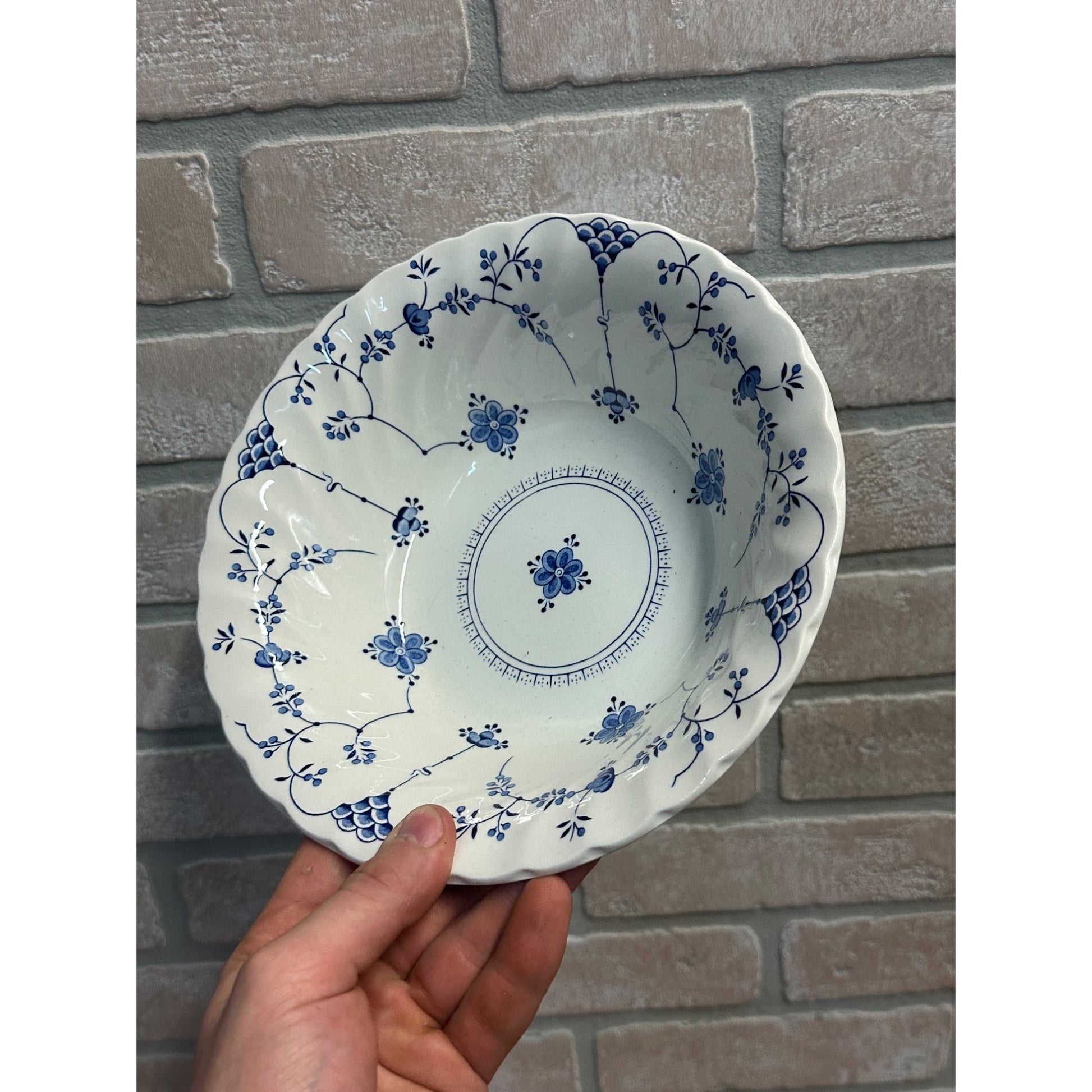 Vintage Myott Finlandia Vegetable Bowl 8.5" Staffordshire Ware Blue White Meakin