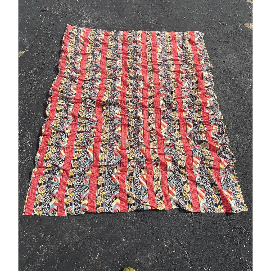 Vintage 1930s 40s Handmade Cotton Bedspread Coverlet Ruffled Quilt Folk Art