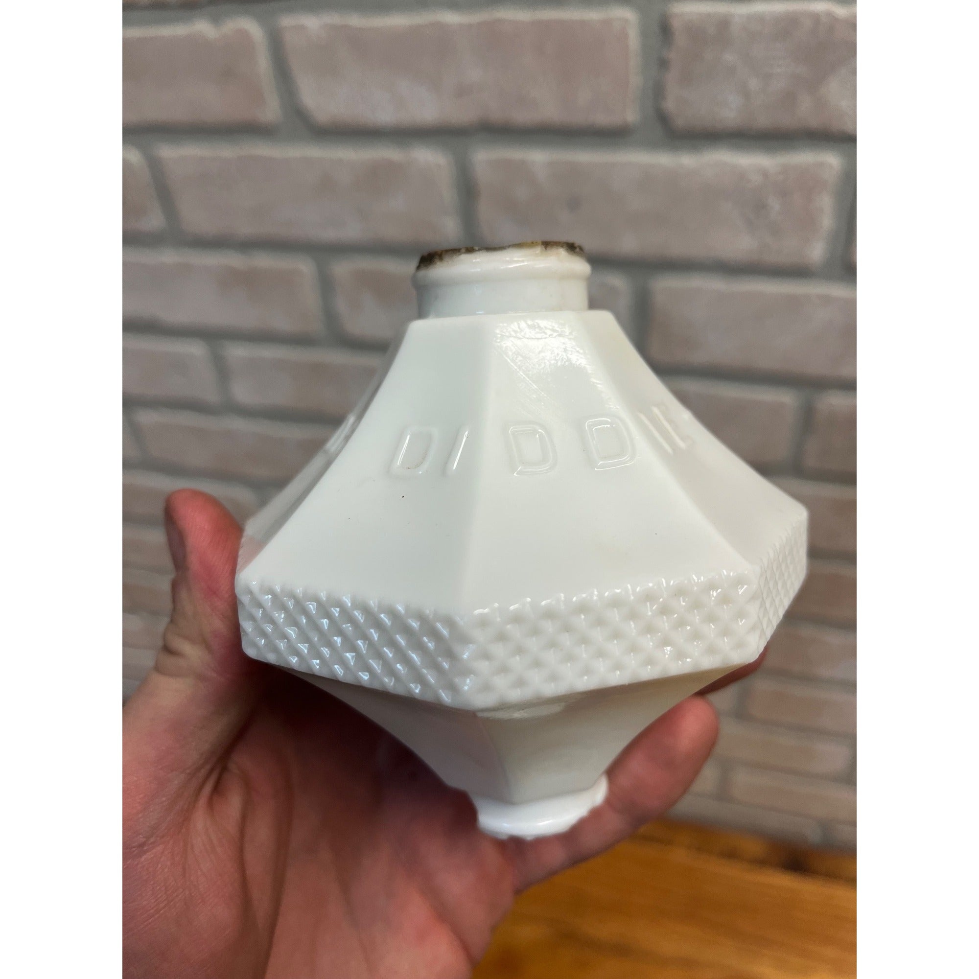 Antique White Milk Glass Wmg Diddie Blitzen Lightning Rod Ball Weathervane