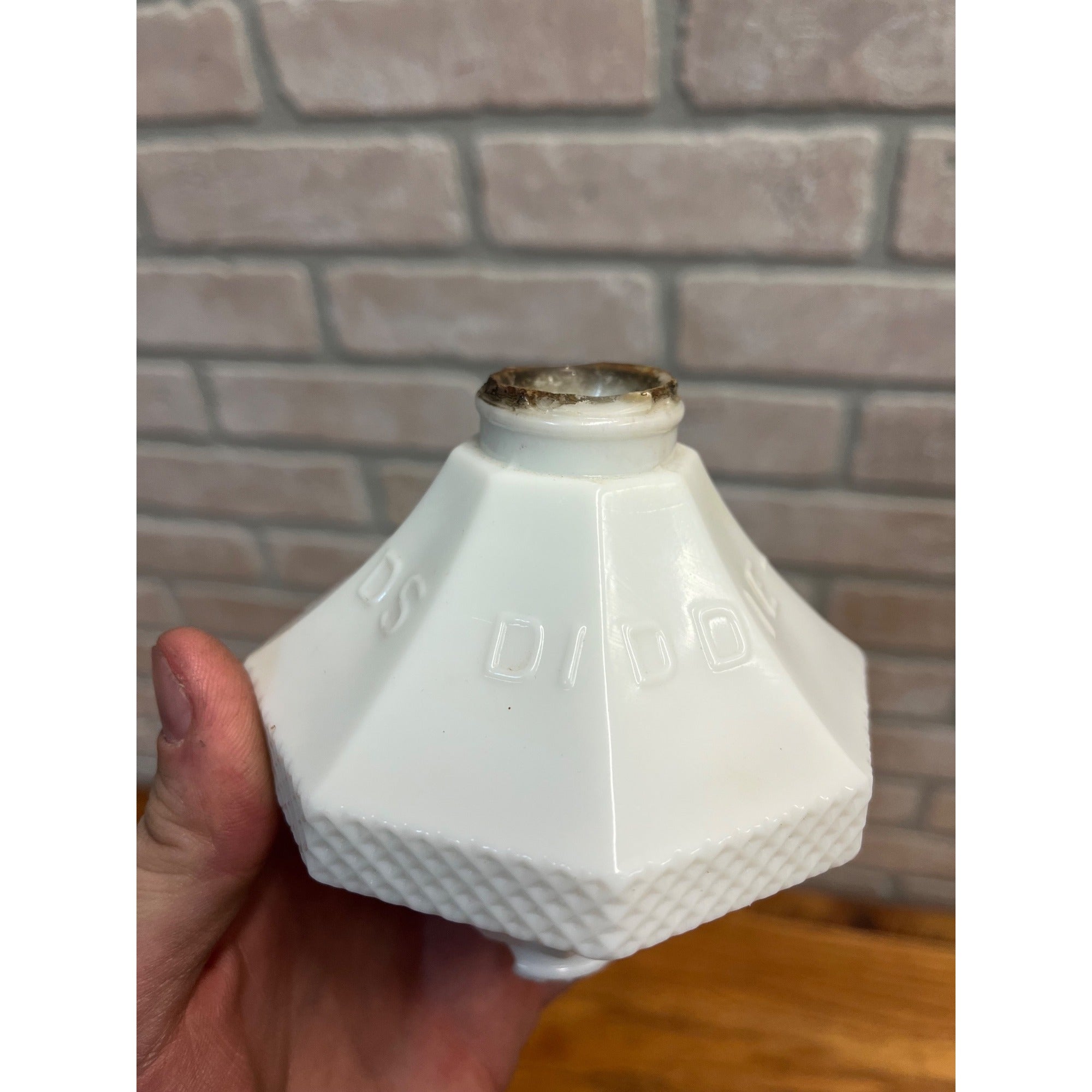 Antique White Milk Glass Wmg Diddie Blitzen Lightning Rod Ball Weathervane