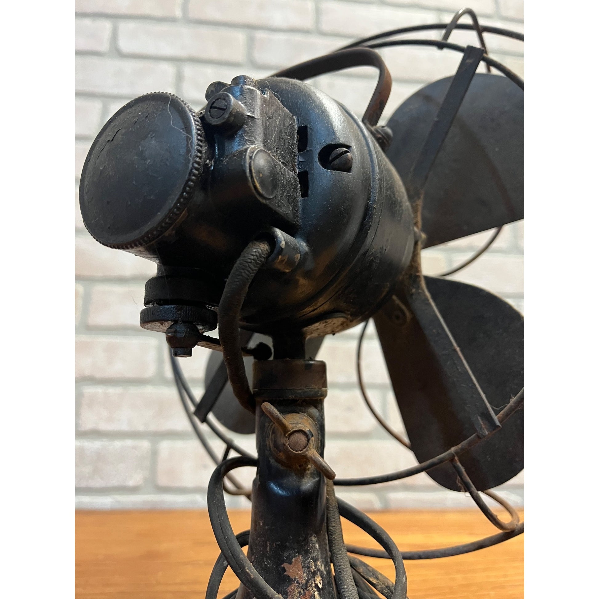 Antique Hunter Century Oscillating 10 Desk Fan Type F-10 - Parts/Repair