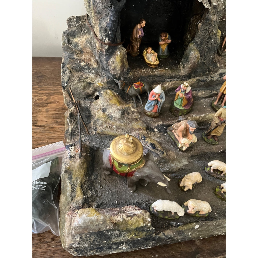 Vintage LARGE Christmas Nativity Scene Paper Mache Composition w/ Plaster Figures