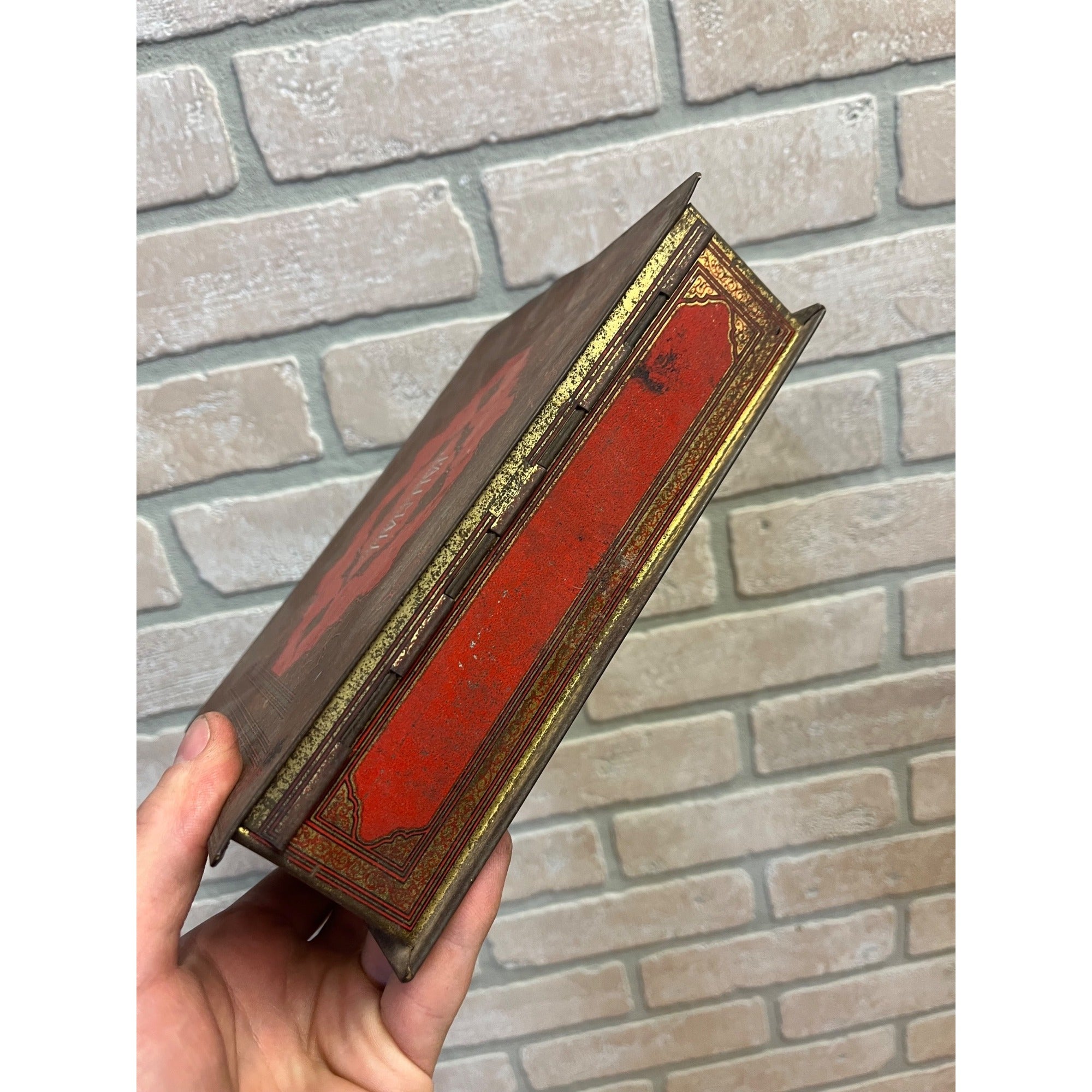 Vintage 1920s Pall Mall Cigarettes Hinged Tin Box Advertising Tobacco Cigars