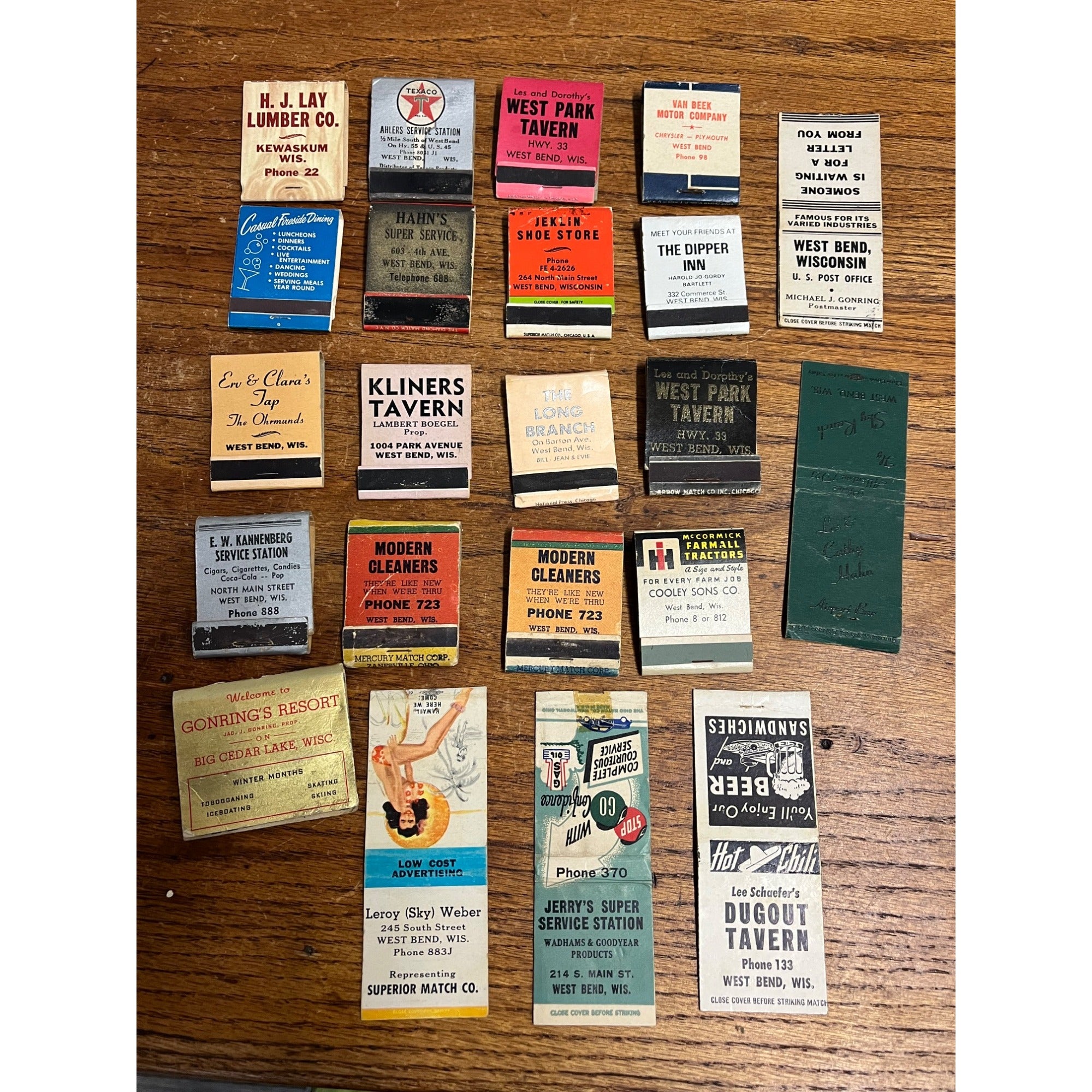 Vintage West Bend Wisconsin Huge Lot Advertising Matchbooks Unused Taverns Bars