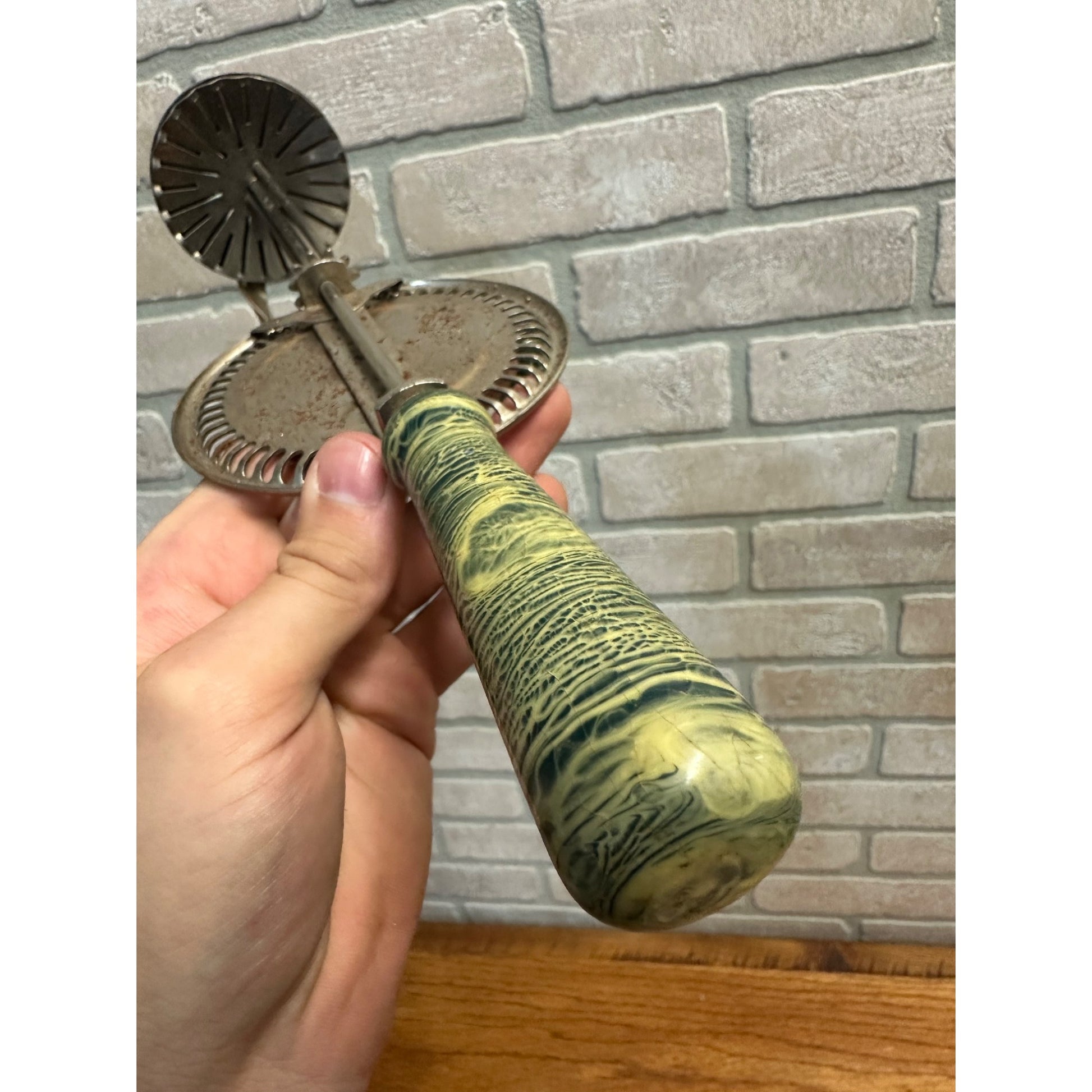 Vintage Whippit Cream & Egg Beater Whip Tool Green Swirl Handle Bakelite?
