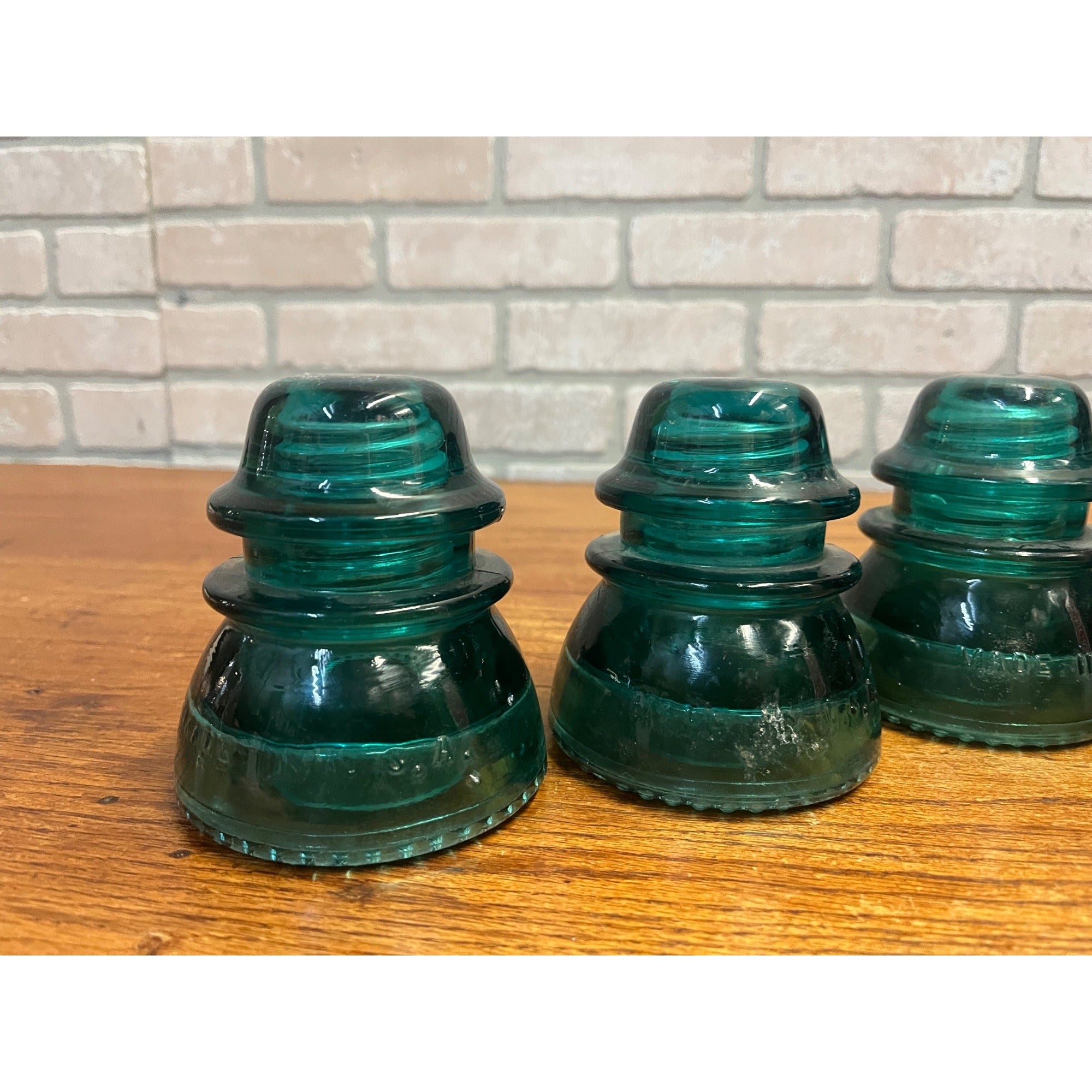 Vintage Hemingray No. 42 Aqua Teal Blue Glass Insulators Lot (4)