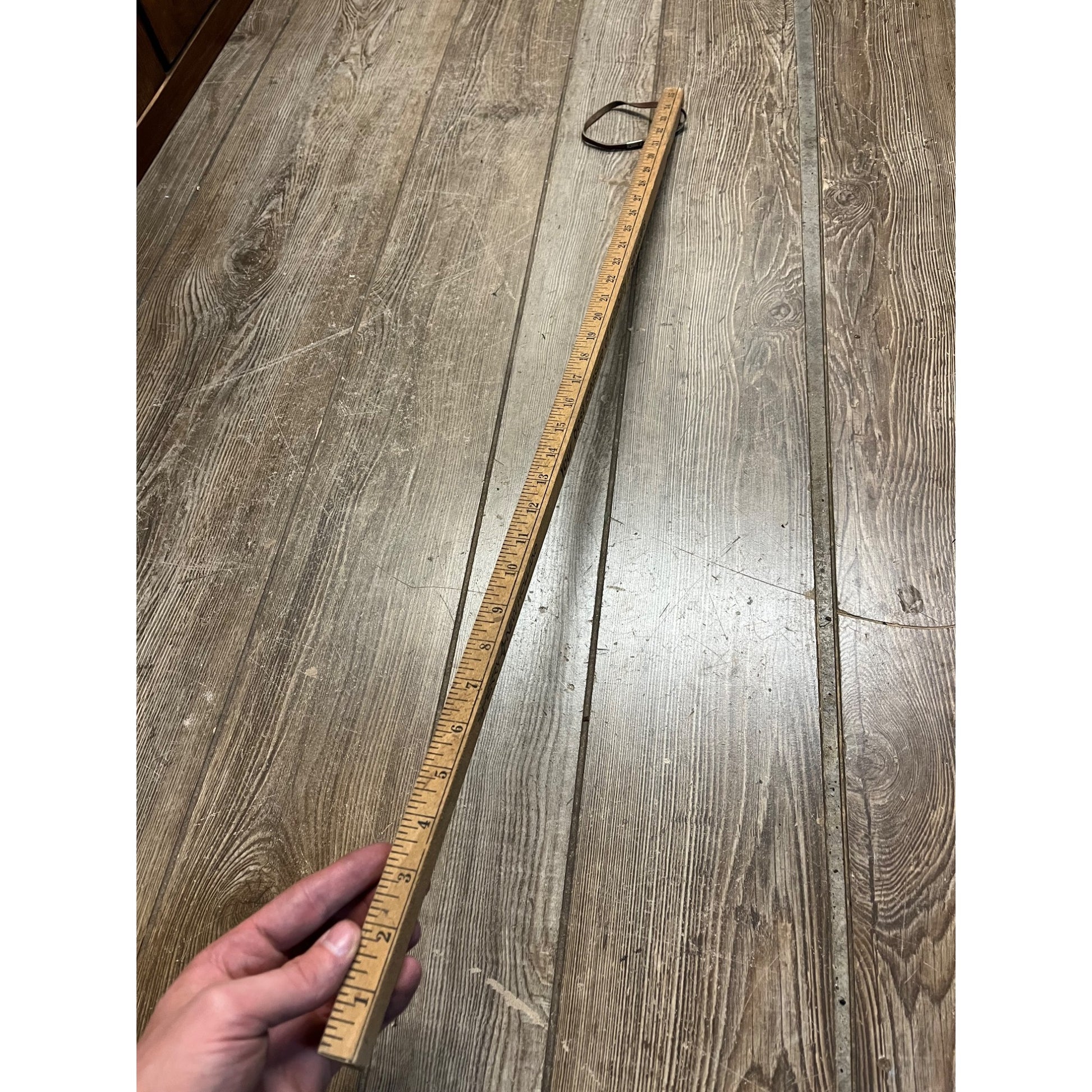 Vintage Sperry New Holland Farm 36" Measuring Yardstick Wooden Walking Stick