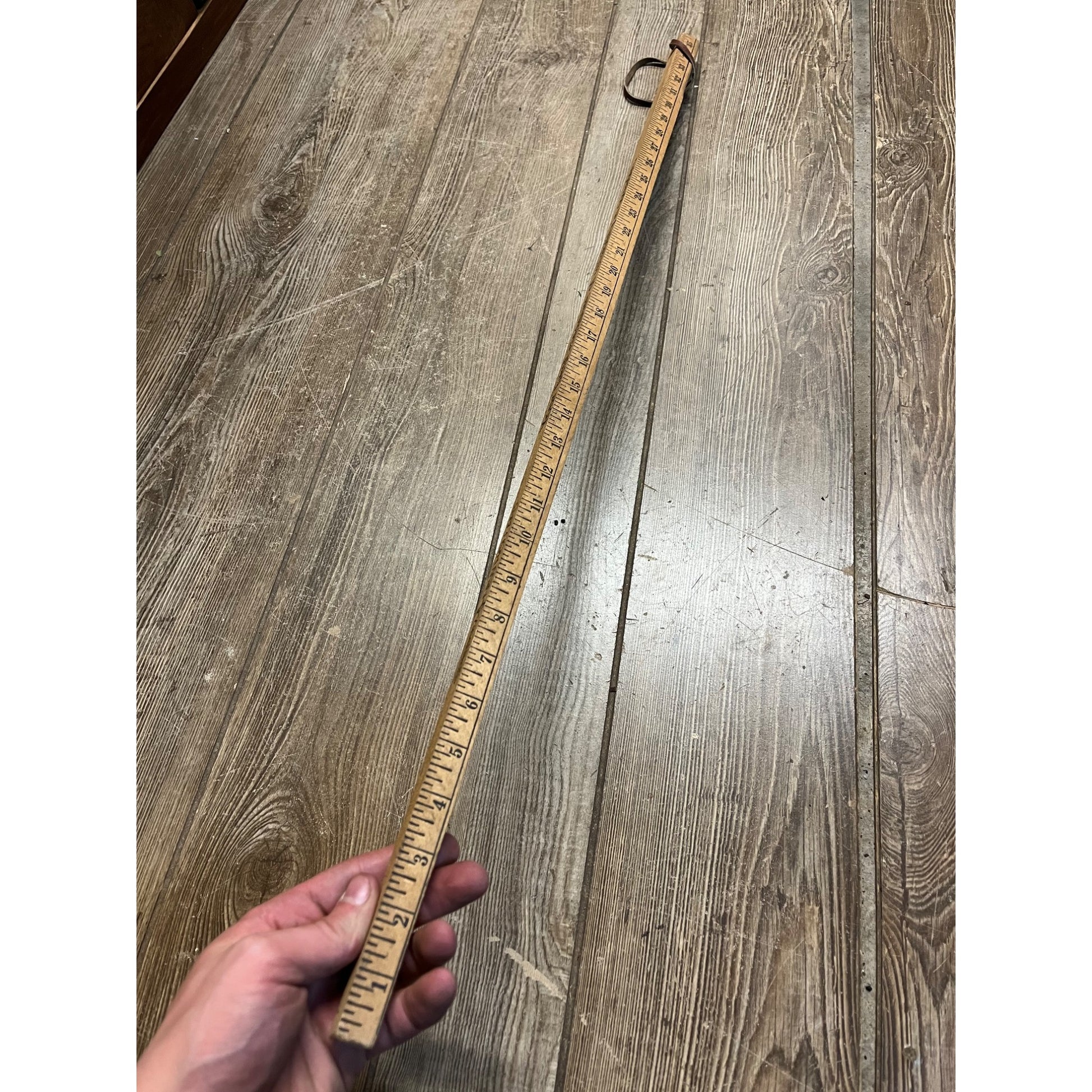 Vintage Sperry New Holland Farm 36" Measuring Yardstick Wooden Walking Stick