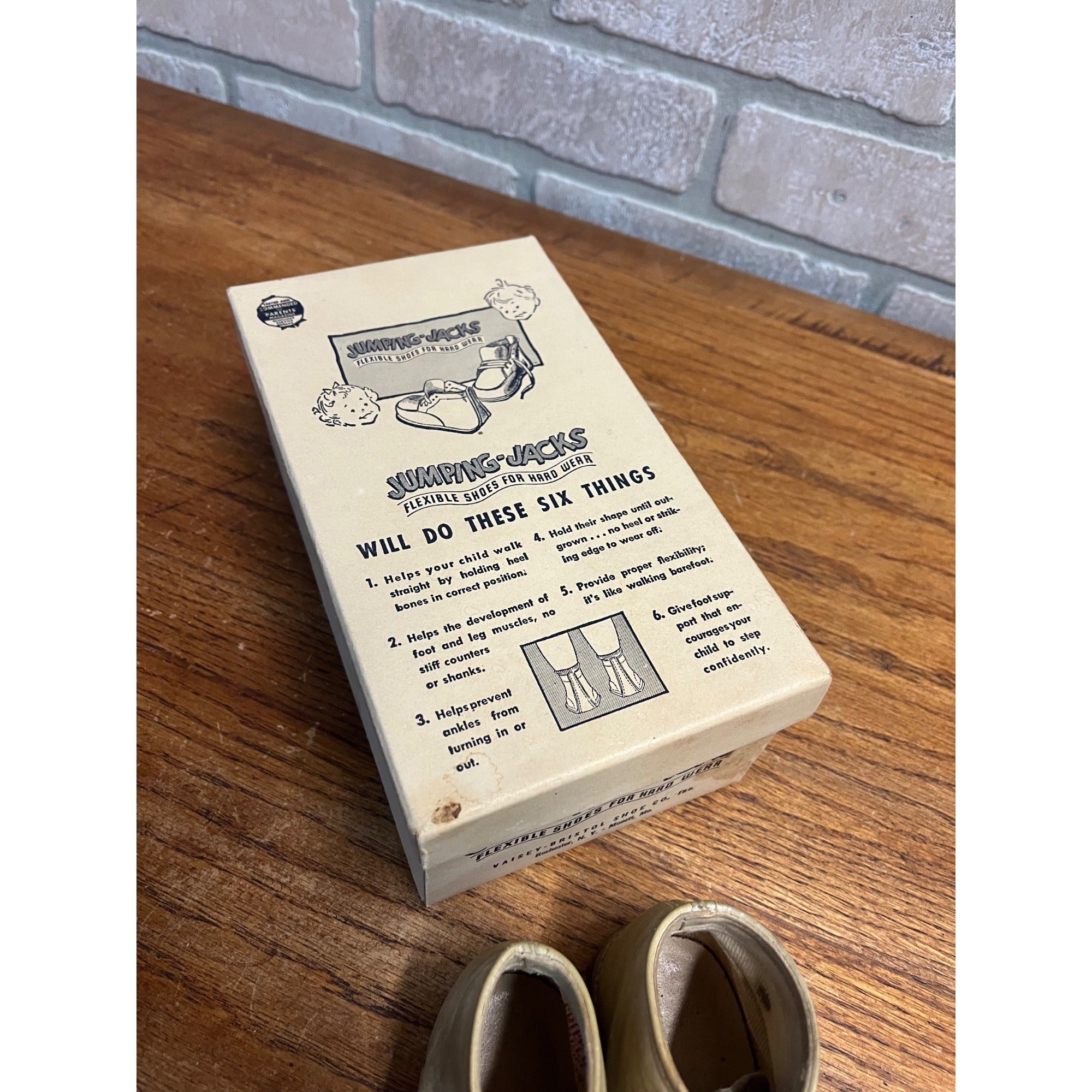 Vintage Jumping Jacks Baby Shoes Infant Size Kaisey Bristol Co. - Original Box