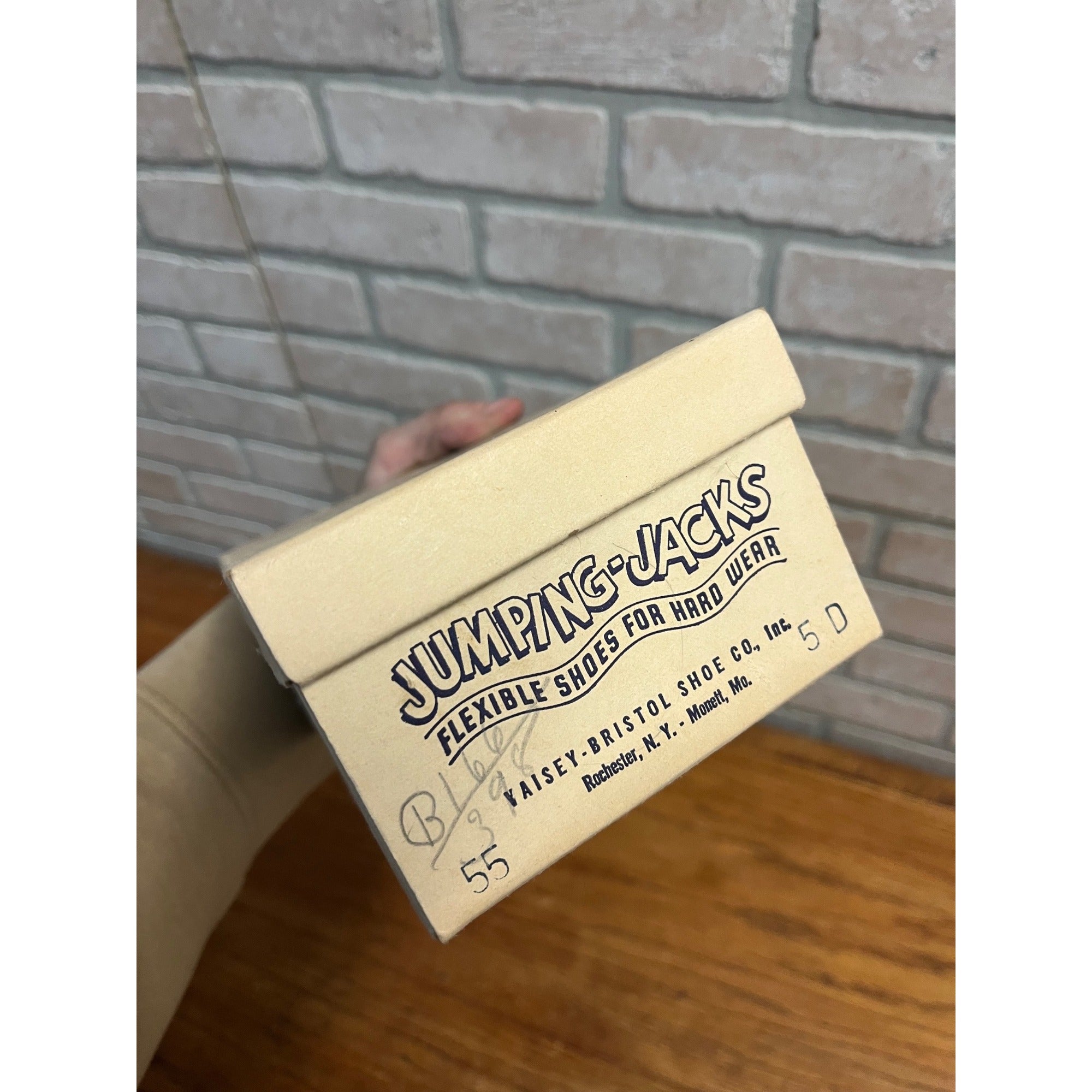 Vintage Jumping Jacks Baby Shoes Infant Size Kaisey Bristol Co. - Original Box