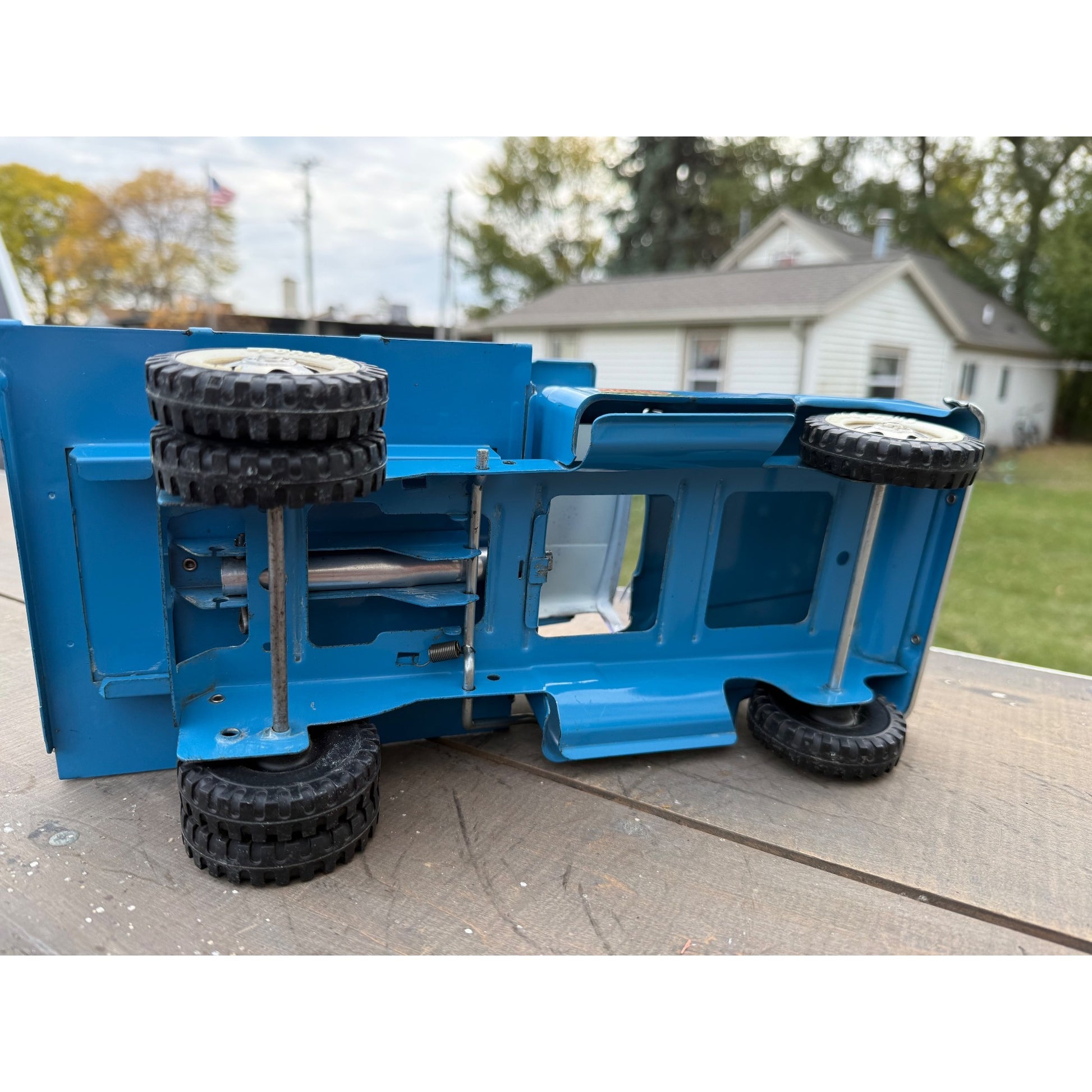Vintage Tonka Hydraulic Dump Truck Blue Pressed Steel Toy