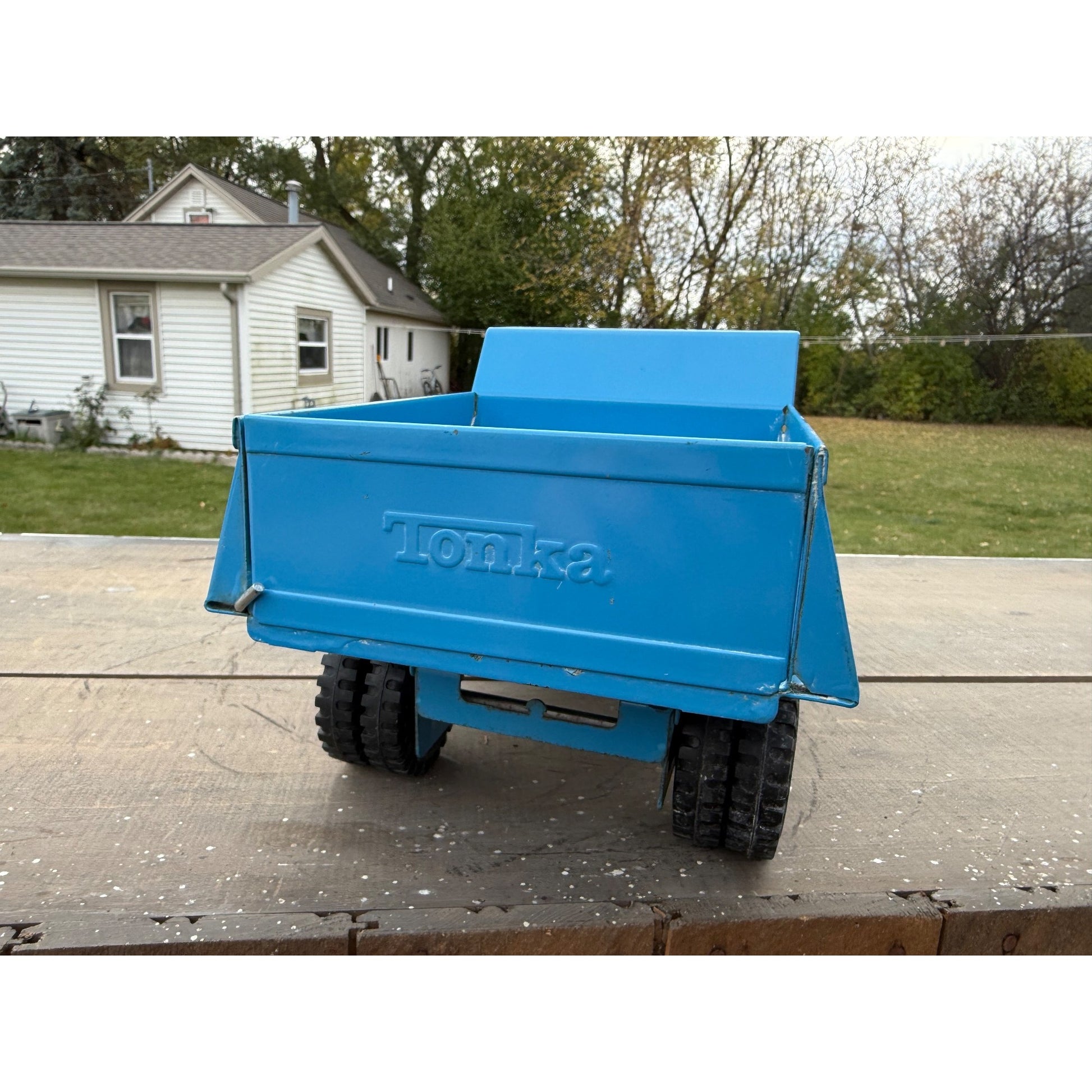 Vintage Tonka Hydraulic Dump Truck Blue Pressed Steel Toy
