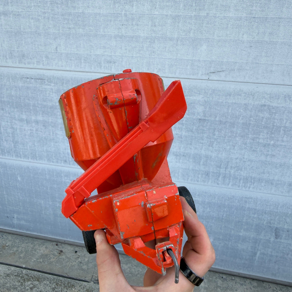 Vintage Ertl Allis-Chalmers Mixer Mill Diecast 1/16 Scale USA Orange