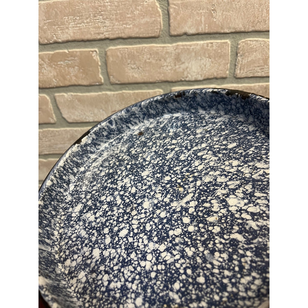 Antique Primitive Cobalt and White Swirl Enamel Graniteware Round Pie Pan/ Baking Dish/ Farmhouse Decor