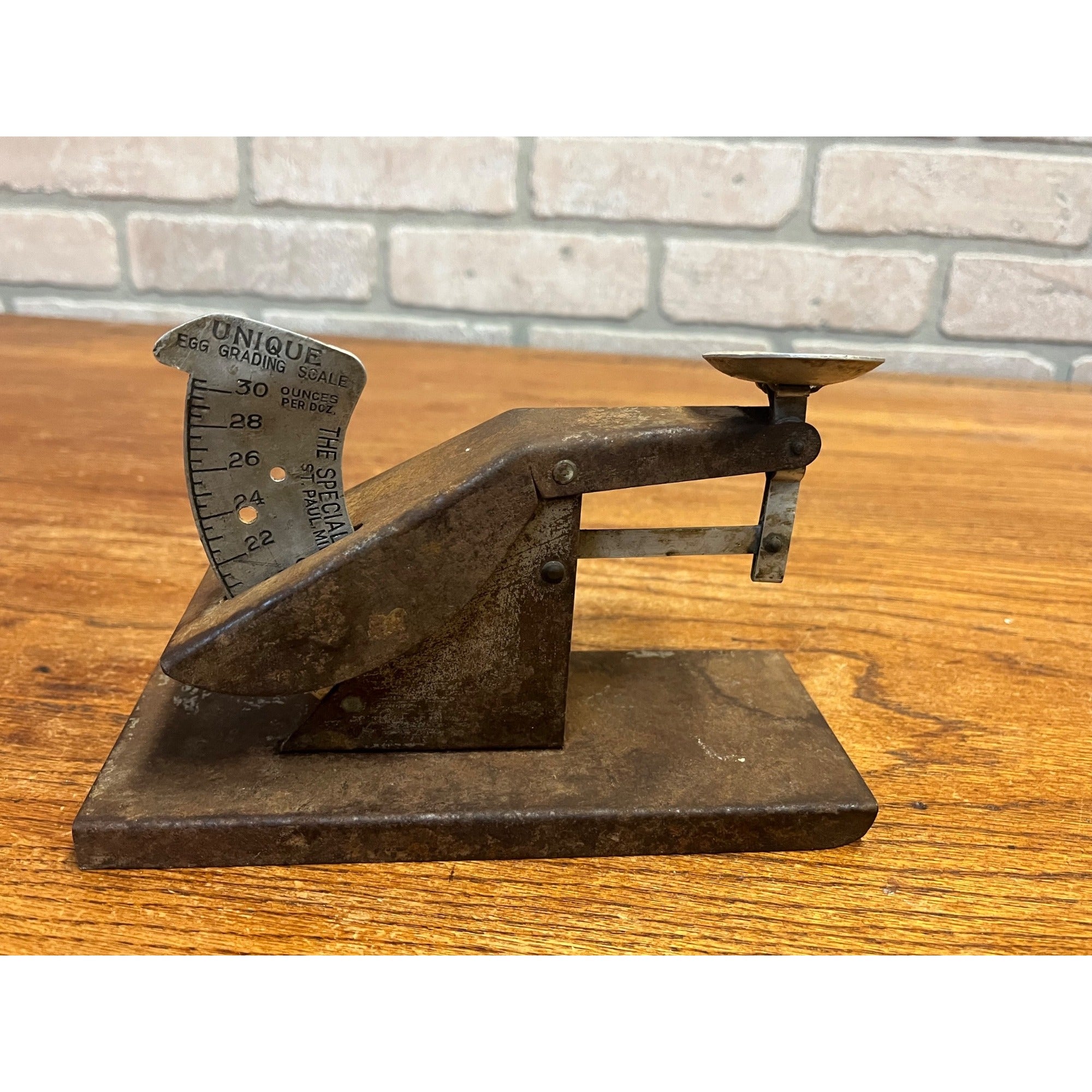Vintage Unique Specialty Mfg Egg Grading Scale Paul MN Farmhouse Kitchen Primitive Decor