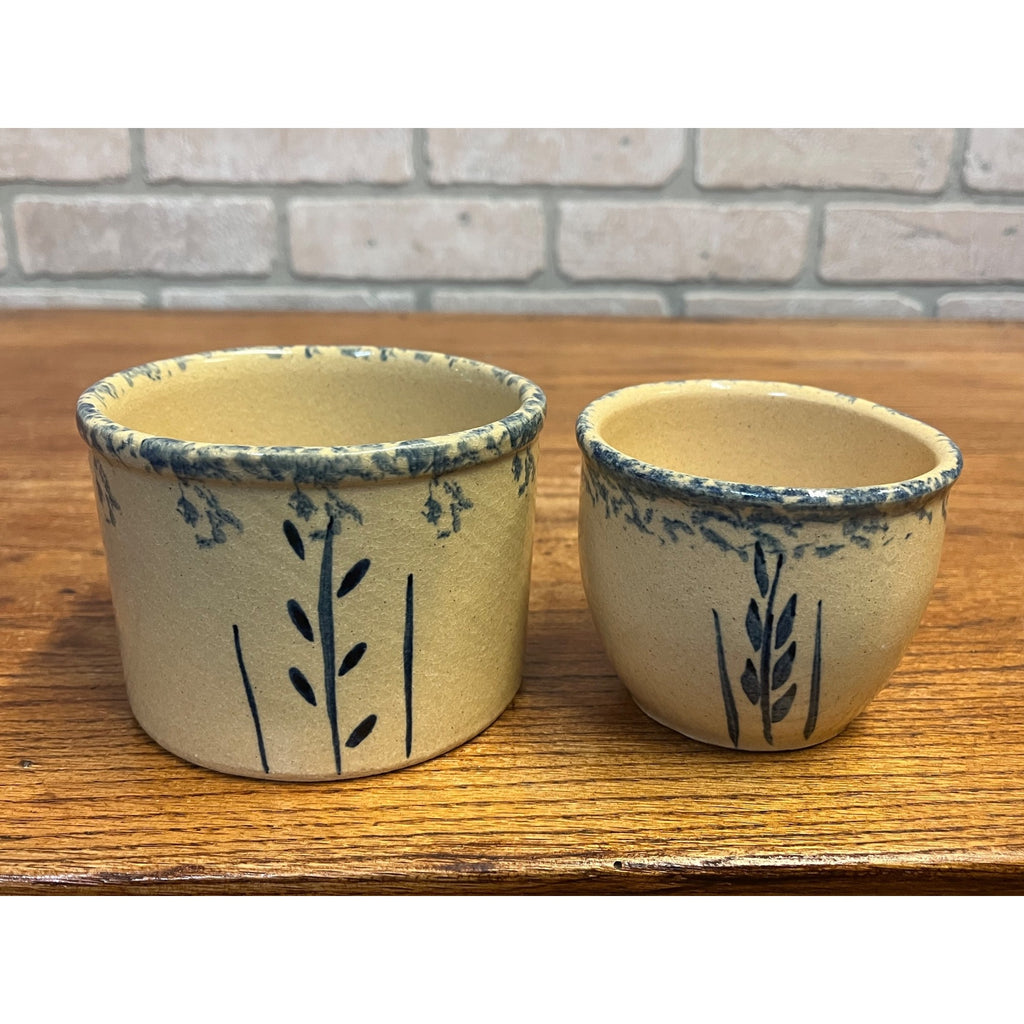 Vintage Robinson Ransbottom Pottery Small Glazed Stoneware Crock Dish Set Blue Sponge Wheat