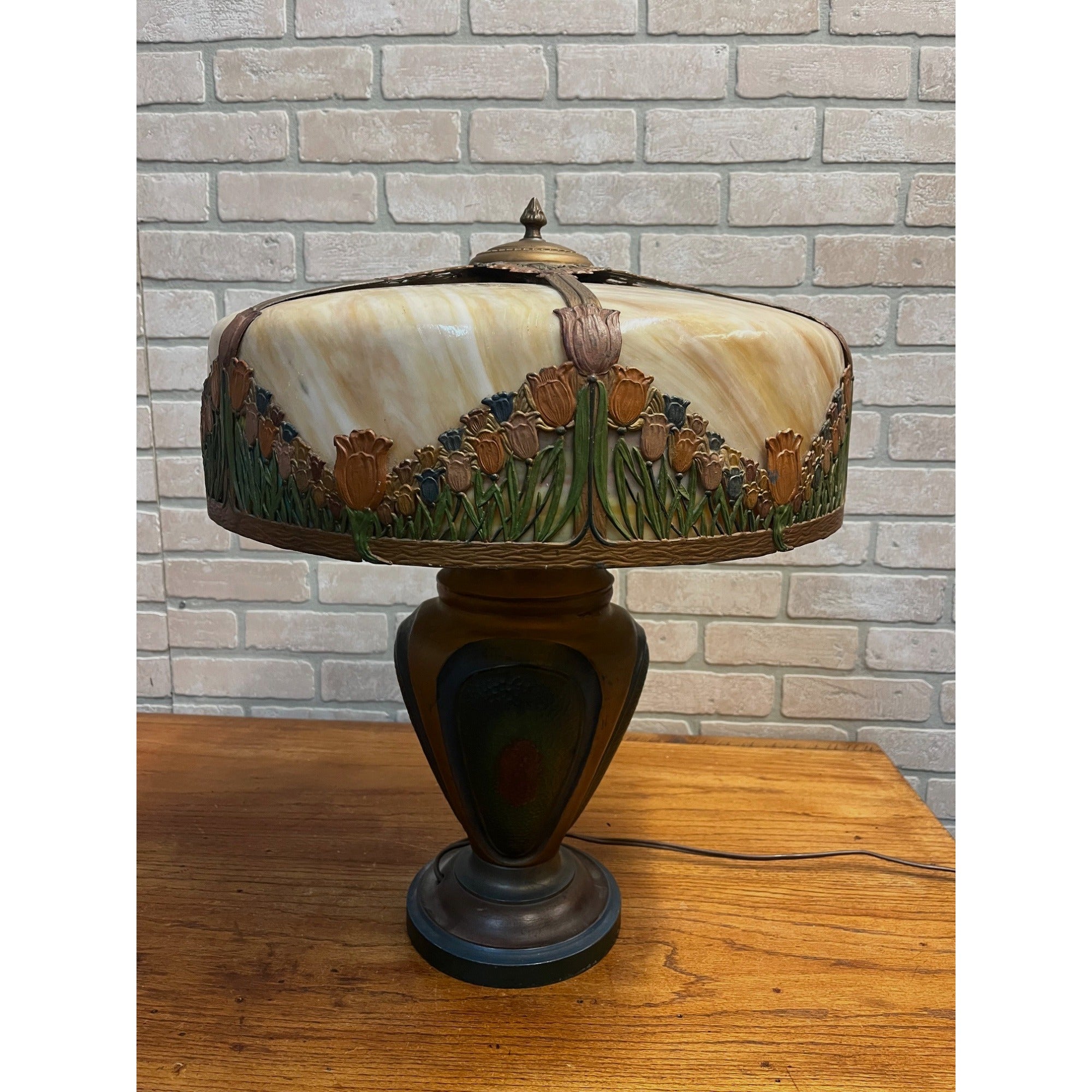 Antique Art Nouveau Tulip 6-Panel Slag Glass Table Lamp Miller Hubbard Era