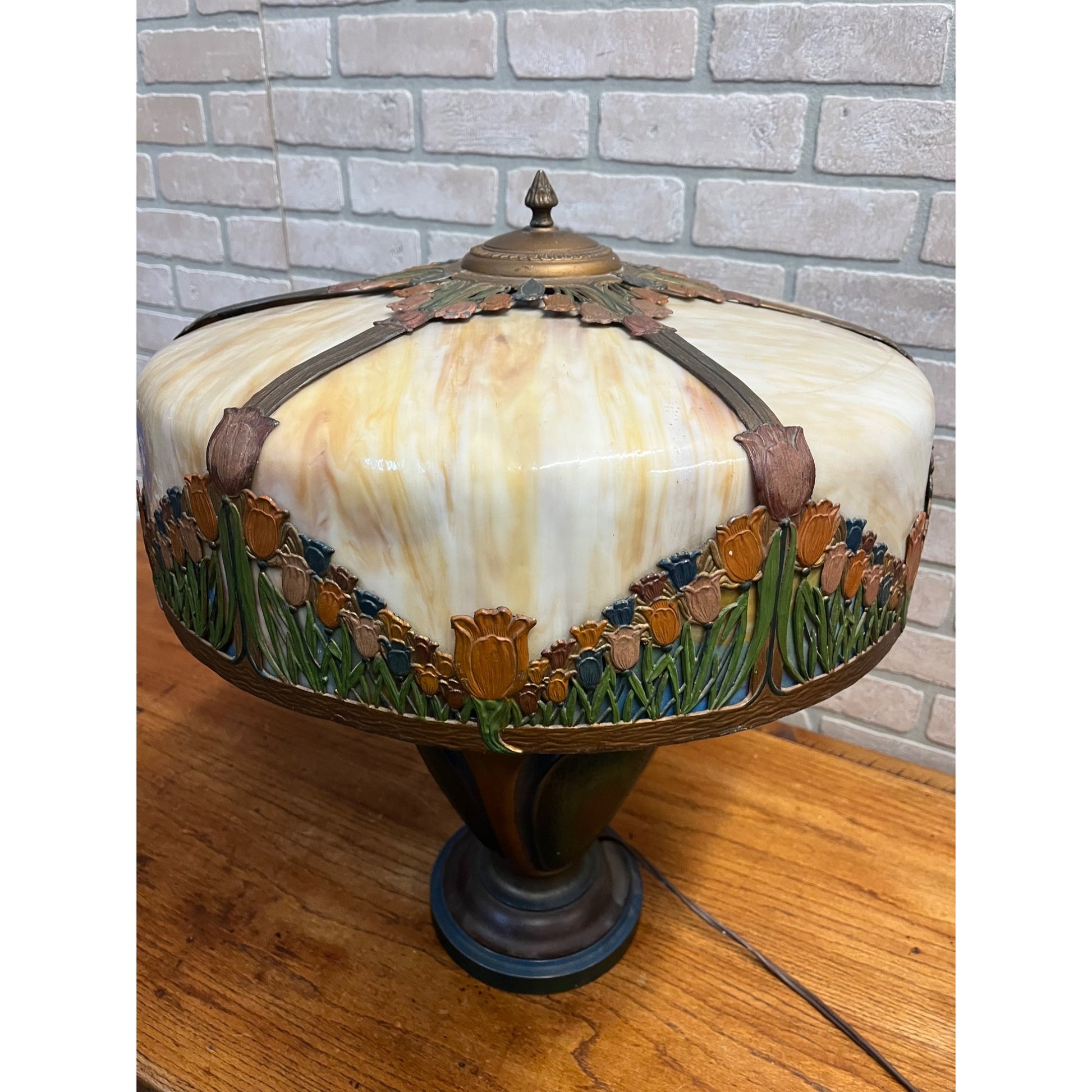 Antique Art Nouveau Tulip 6-Panel Slag Glass Table Lamp Miller Hubbard Era