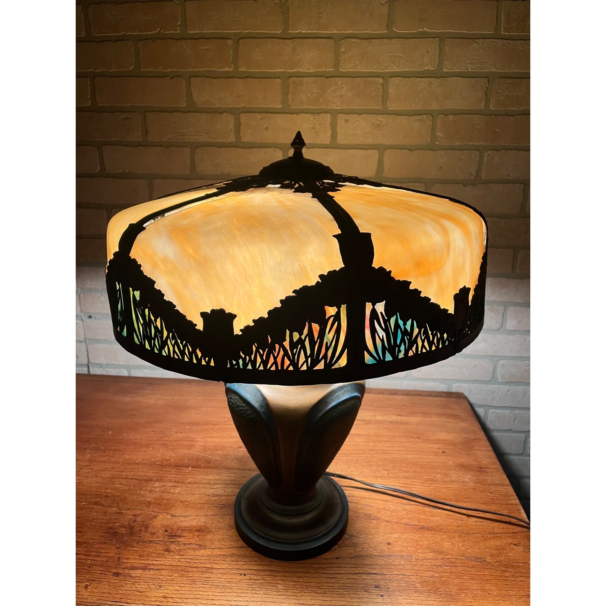 Antique Art Nouveau Tulip 6-Panel Slag Glass Table Lamp Miller Hubbard Era