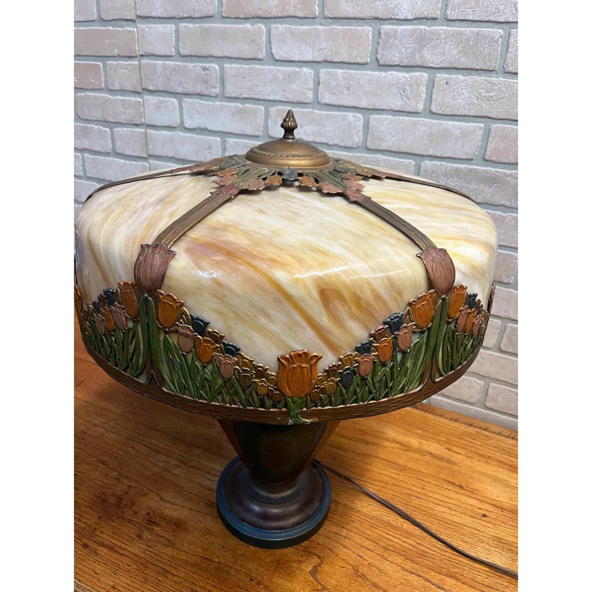 Antique Art Nouveau Tulip 6-Panel Slag Glass Table Lamp Miller Hubbard Era