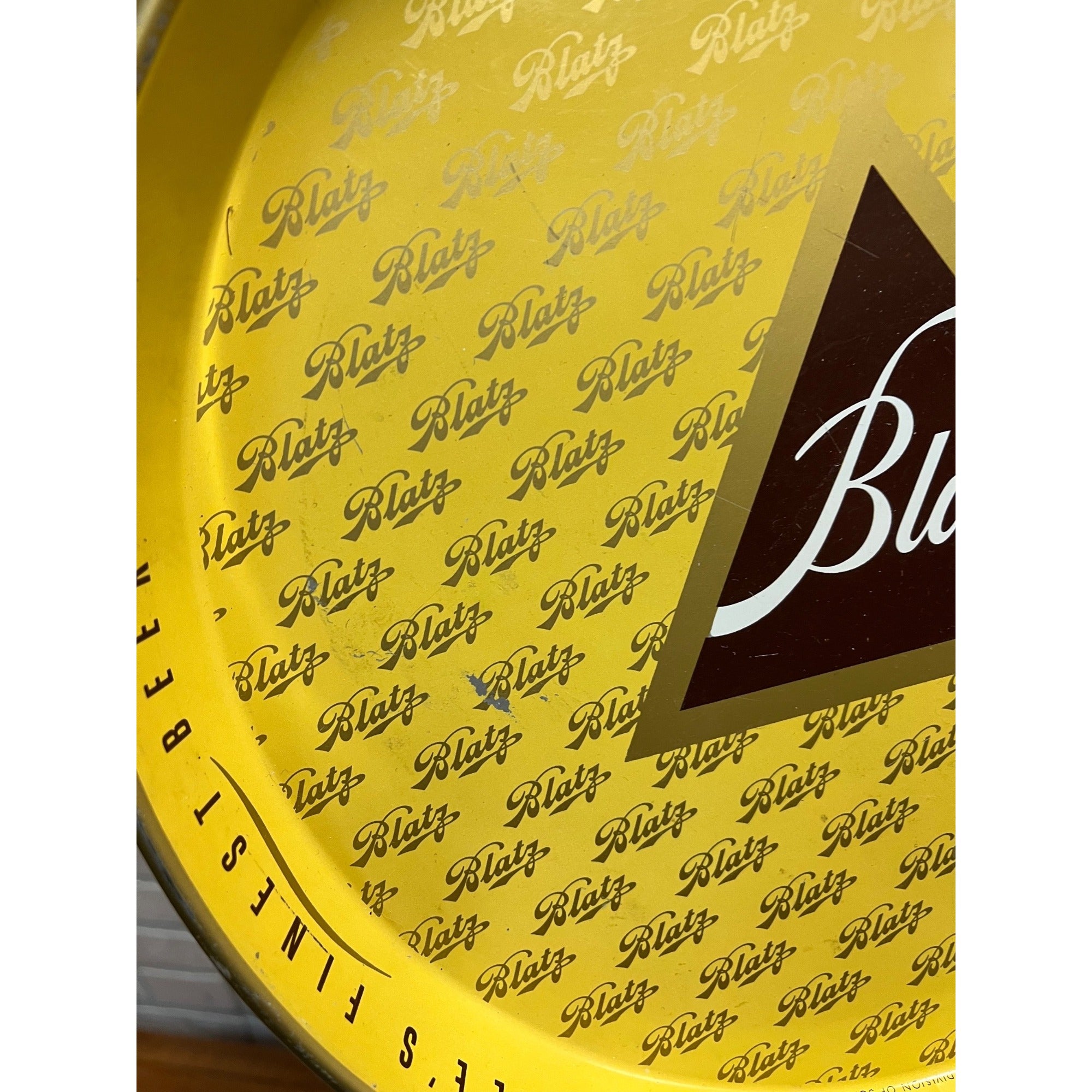 Vintage 1960s Blatz Beer Yellow Metal Advertising Serving Tray 12"