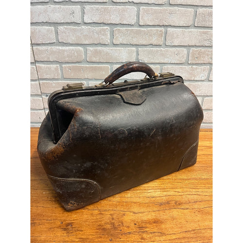 Antique Early 1900s Doctor Bag Medicine Bag Black Leather No Key - Distressed