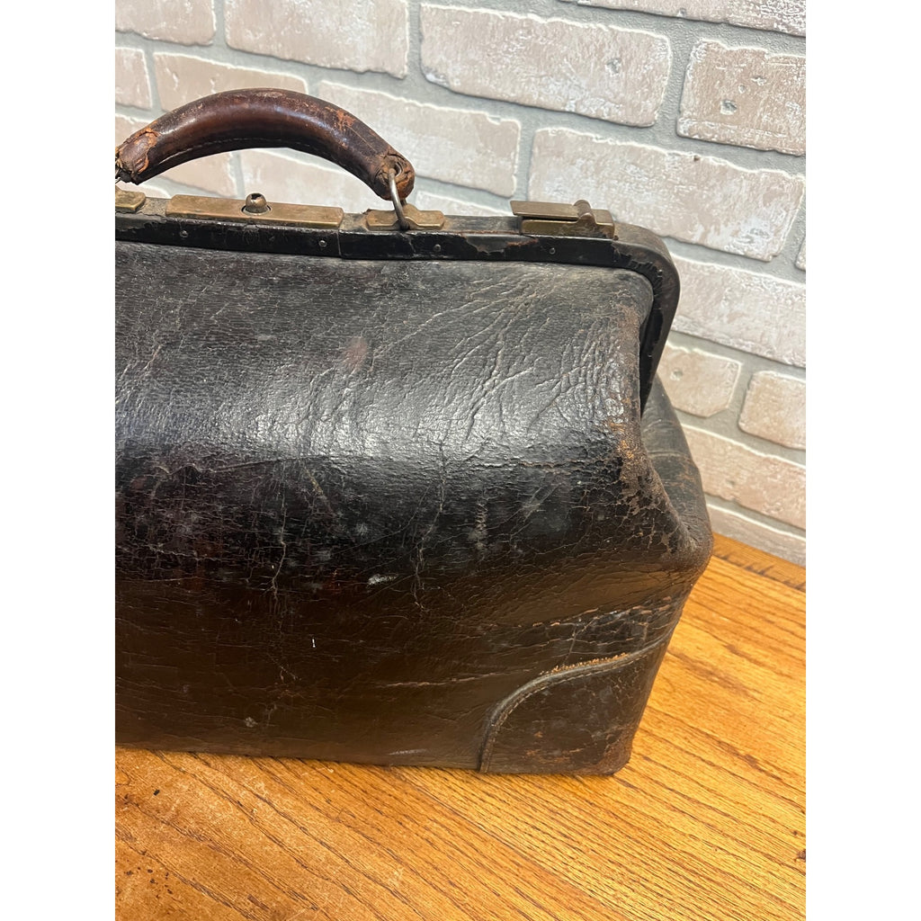 Antique Early 1900s Doctor Bag Medicine Bag Black Leather No Key - Distressed